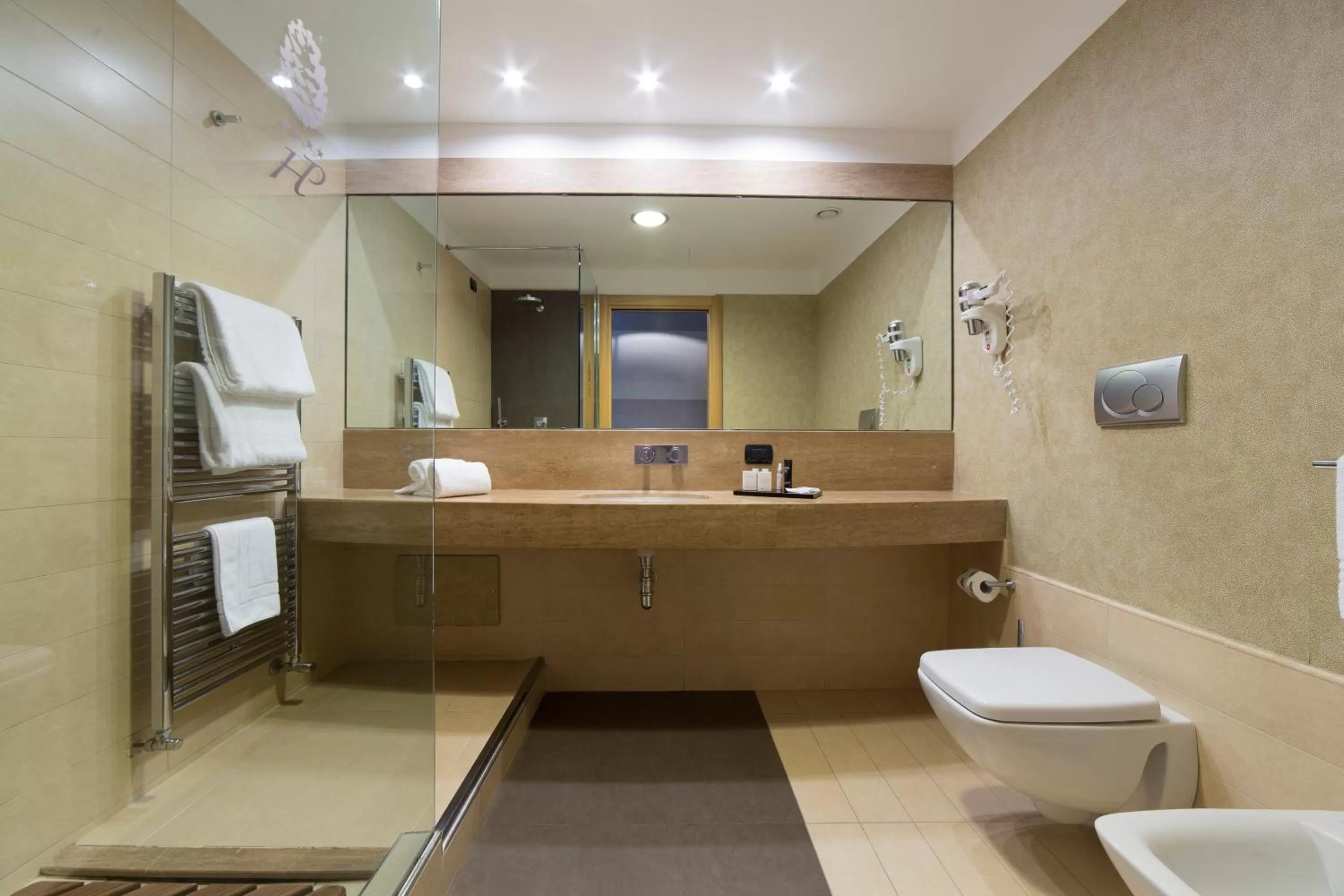 Bathroom in Hotel Pineta Wellness & Spa