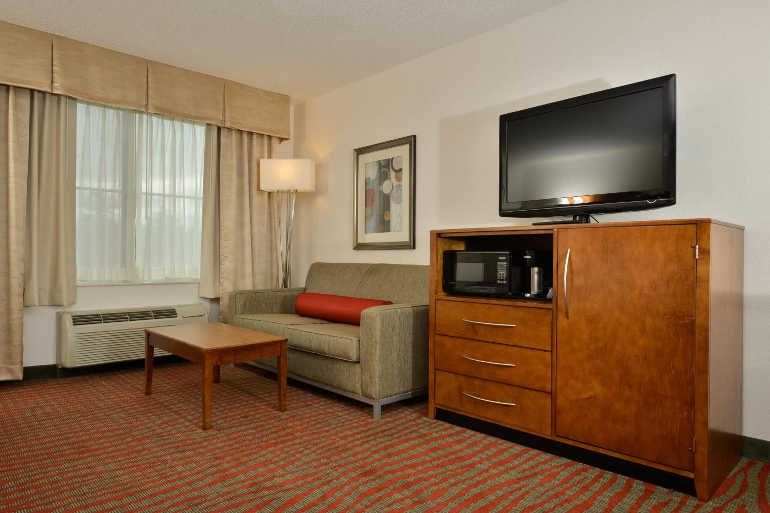 Photo of the whole room in Holiday Inn Express Boston-Milford by IHG