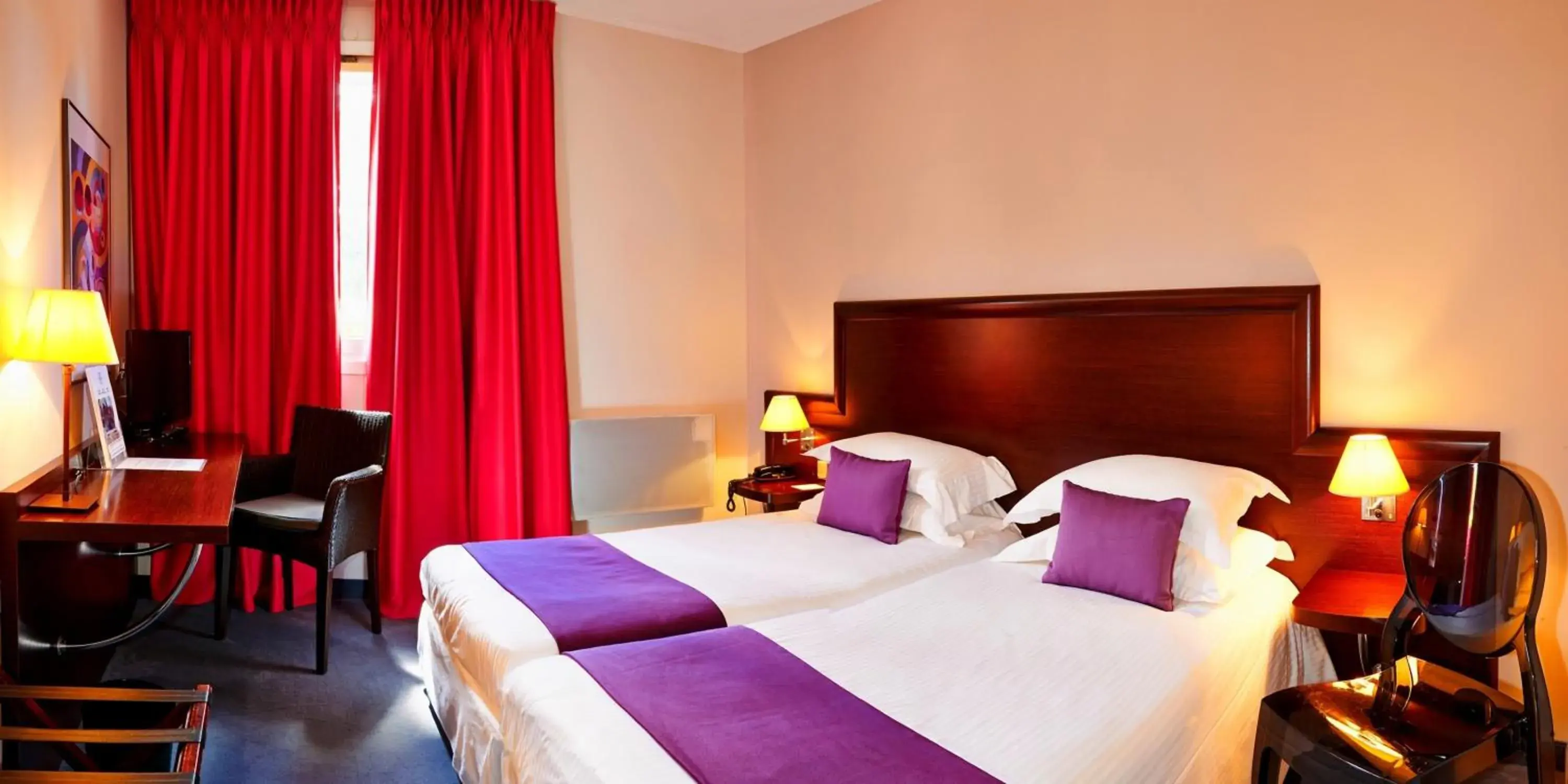 Comfort Twin Room in Les Jardins D'Adalric Comfort Twin Room in Les Jardins D'Adalric