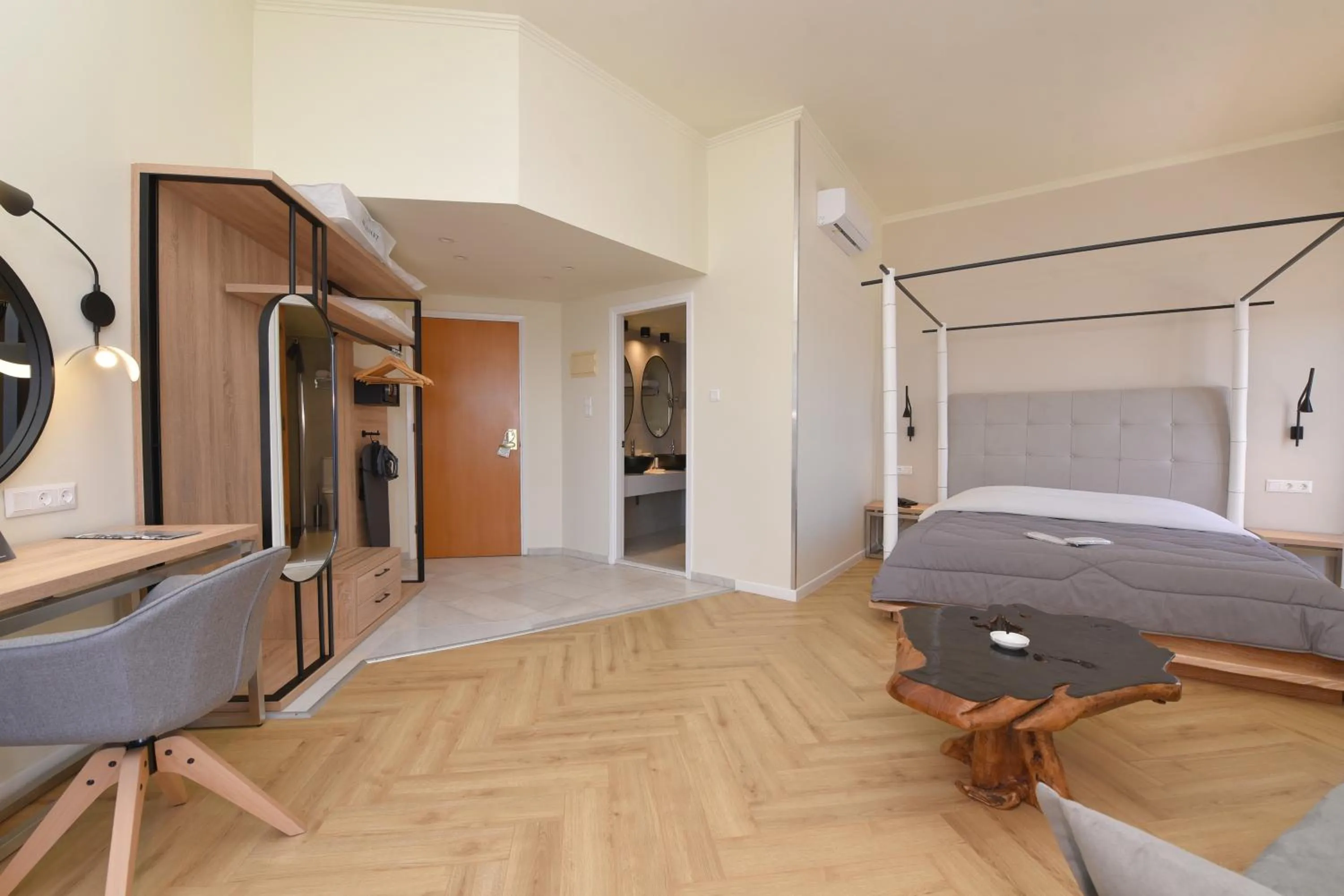 Photo of the whole room, Bed in Hotel Hermes