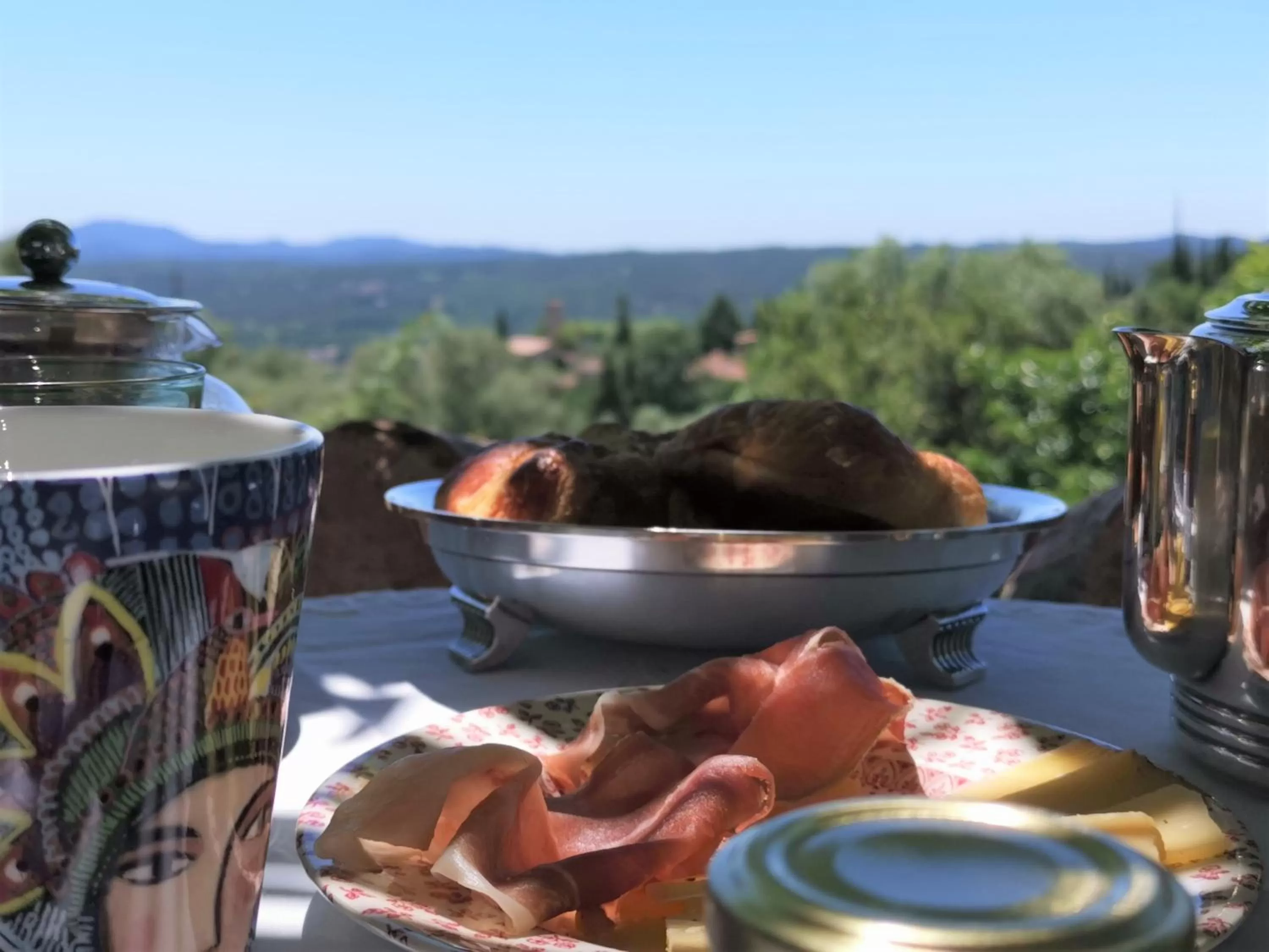 Property building in Le nid des arts