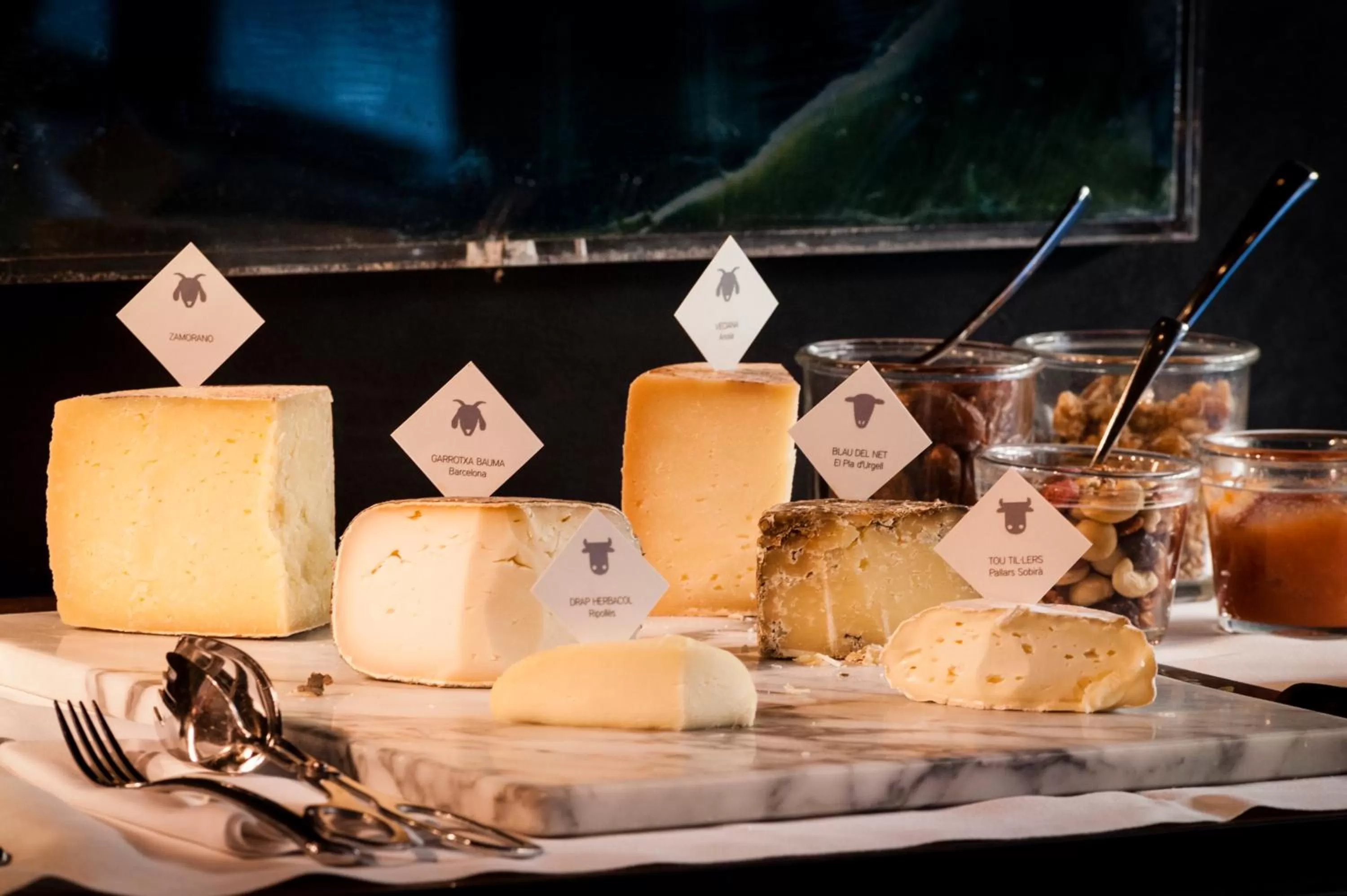 Buffet breakfast in Alma Barcelona GL