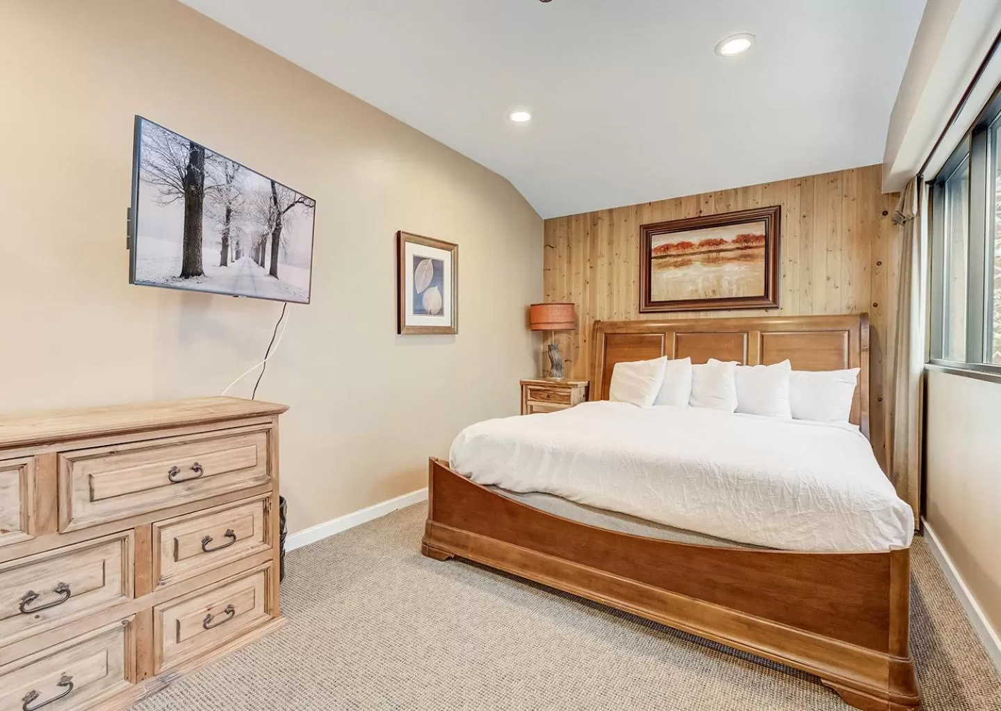 Bed in Silver King by All Seasons Resort Lodging