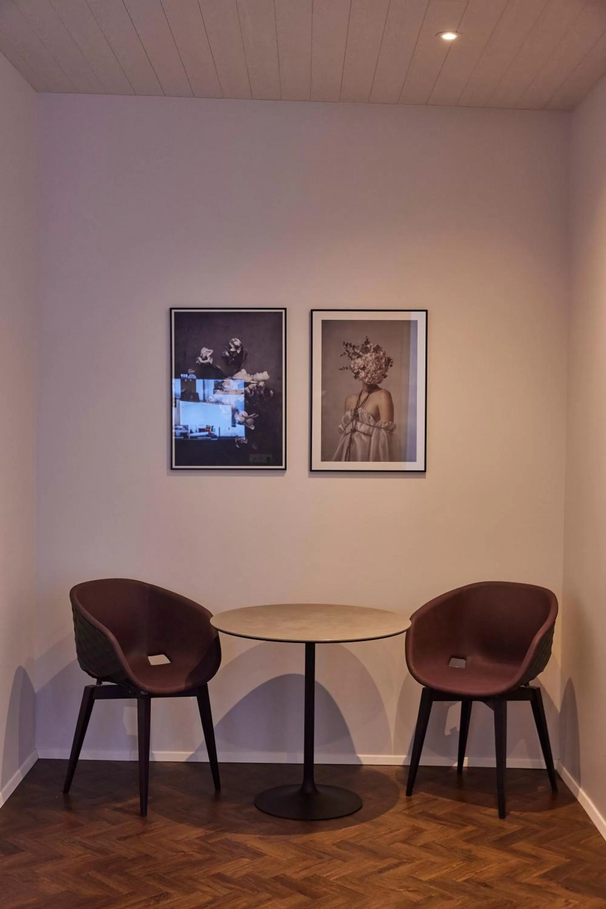 Decorative detail in Hótel Vesturland