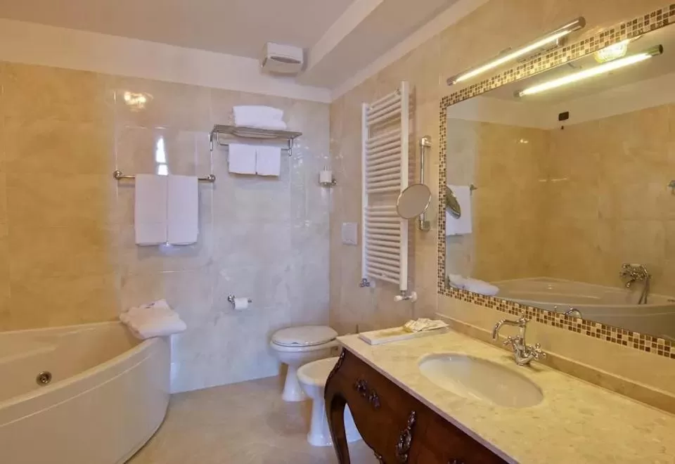 Bathroom in Pesaro Palace