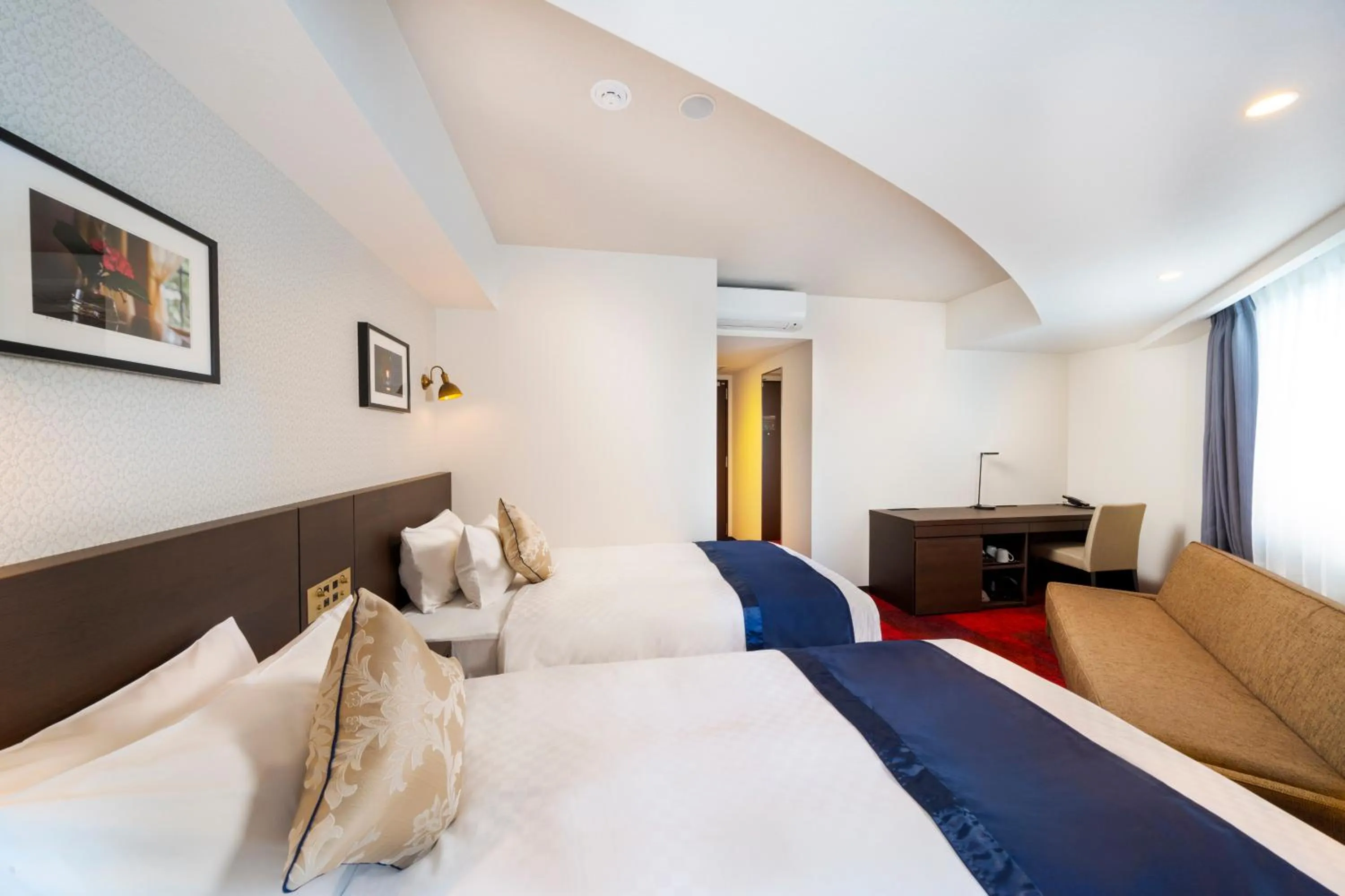 Photo of the whole room, Bed in Best Western Hotel Fino Shin-Yokohama