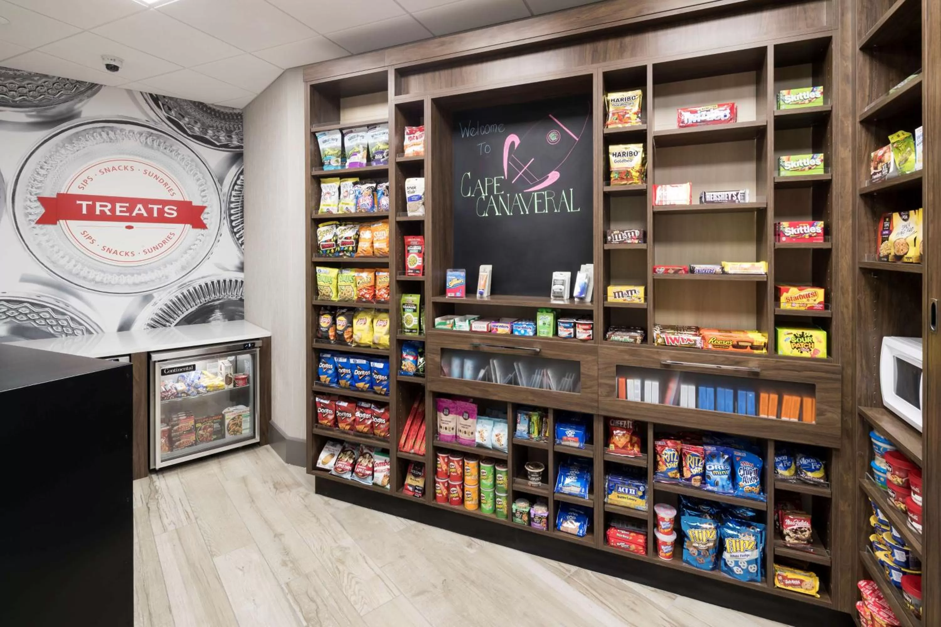 Restaurant/places to eat in Home2 Suites By Hilton Cape Canaveral Cruise Port