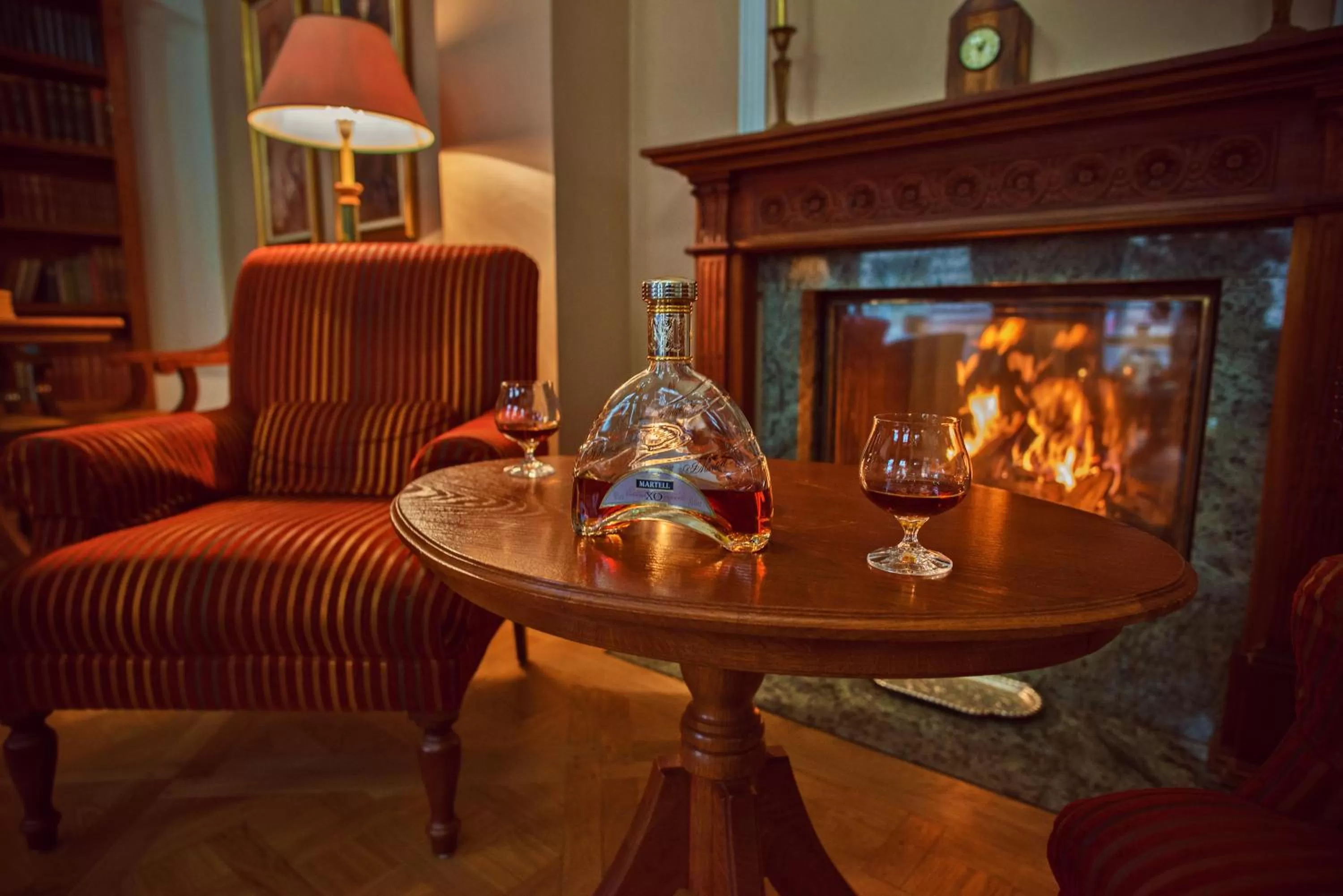 Library in Hotel Julian