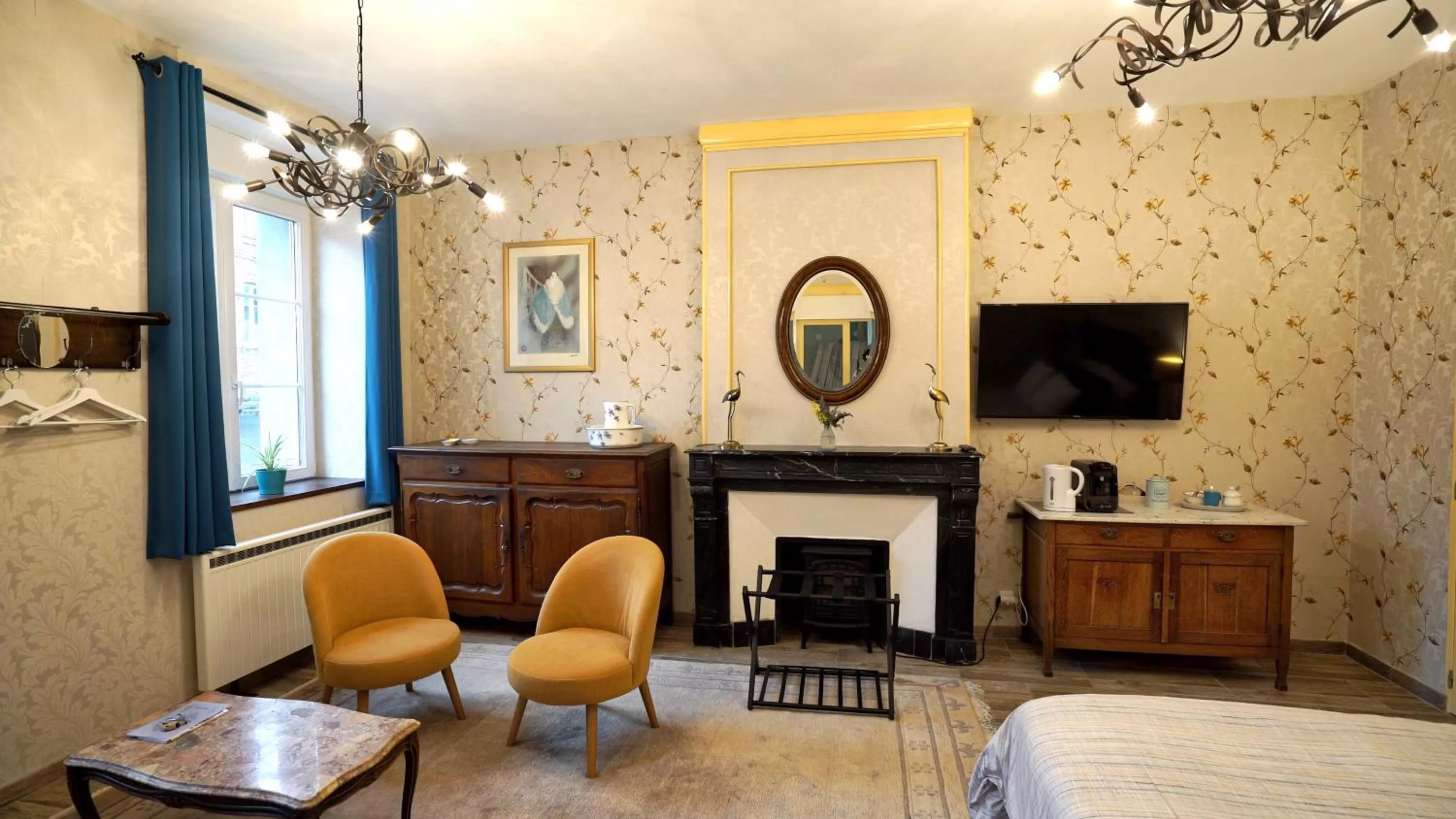 Coffee/tea facilities in Au Chapitre