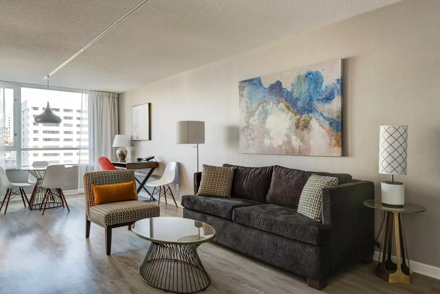 Living room in Carmana Hotel & Suites