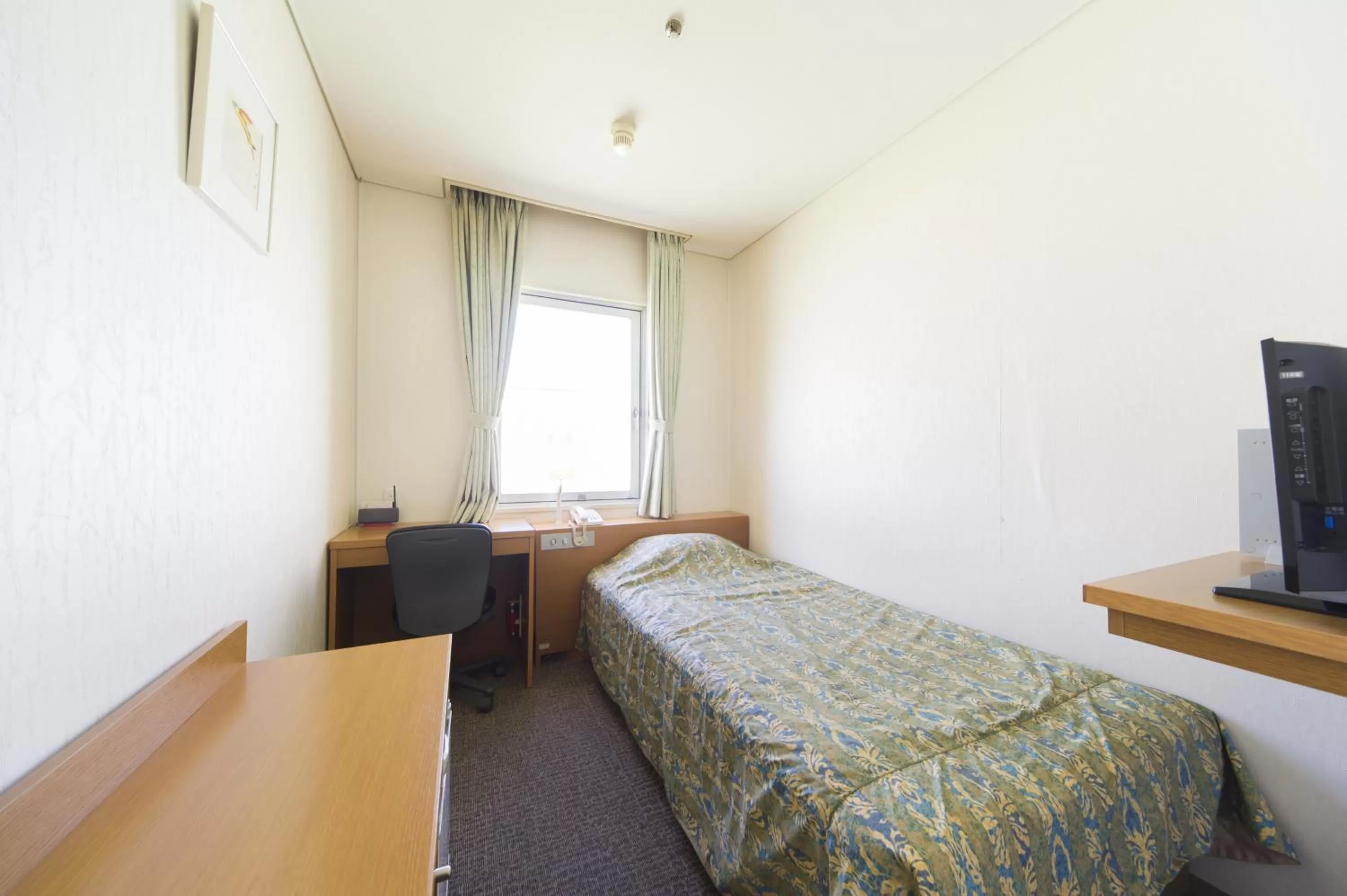 Photo of the whole room in Hotel Hiroshima Sunplaza