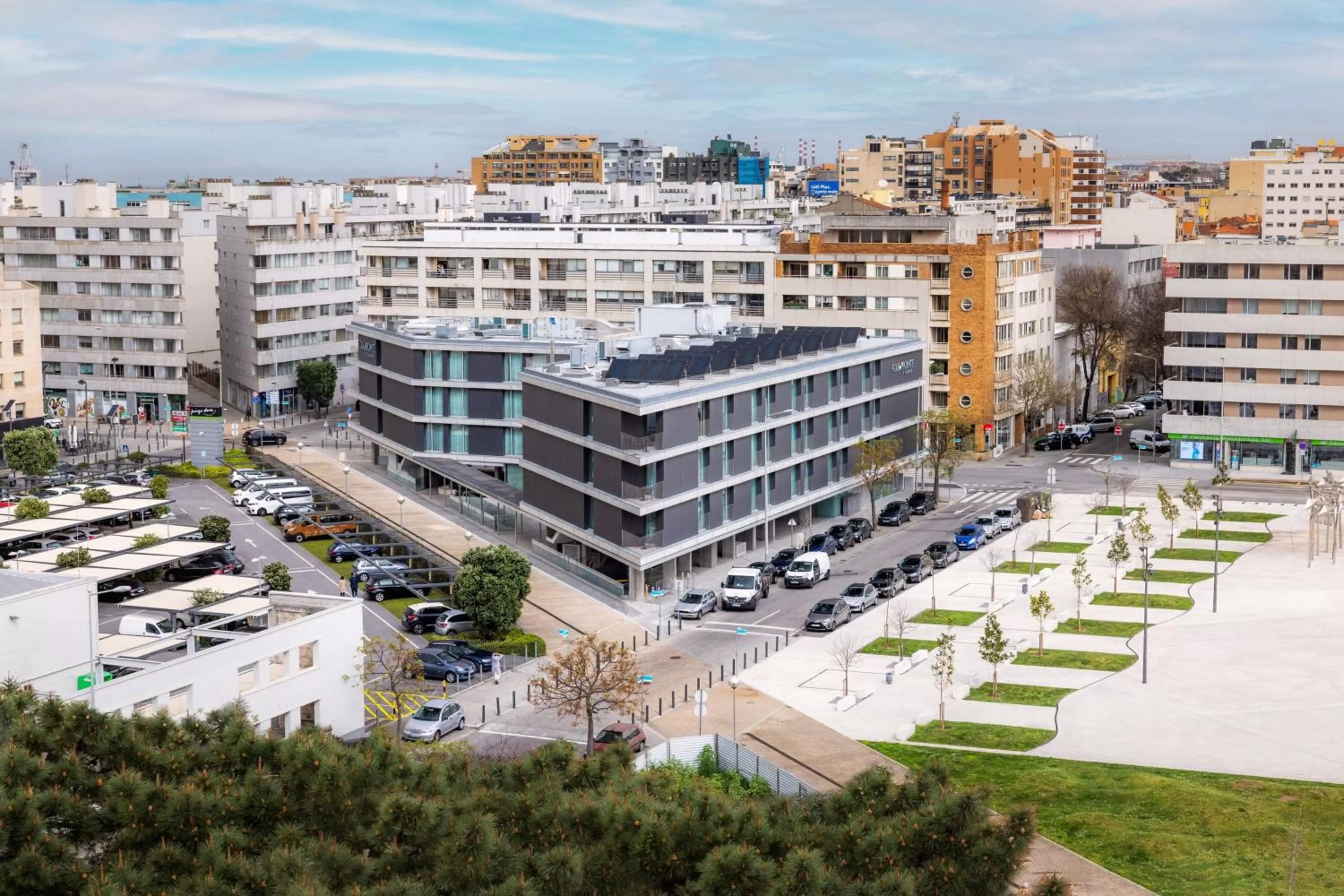 Property building in Four Points by Sheraton Matosinhos
