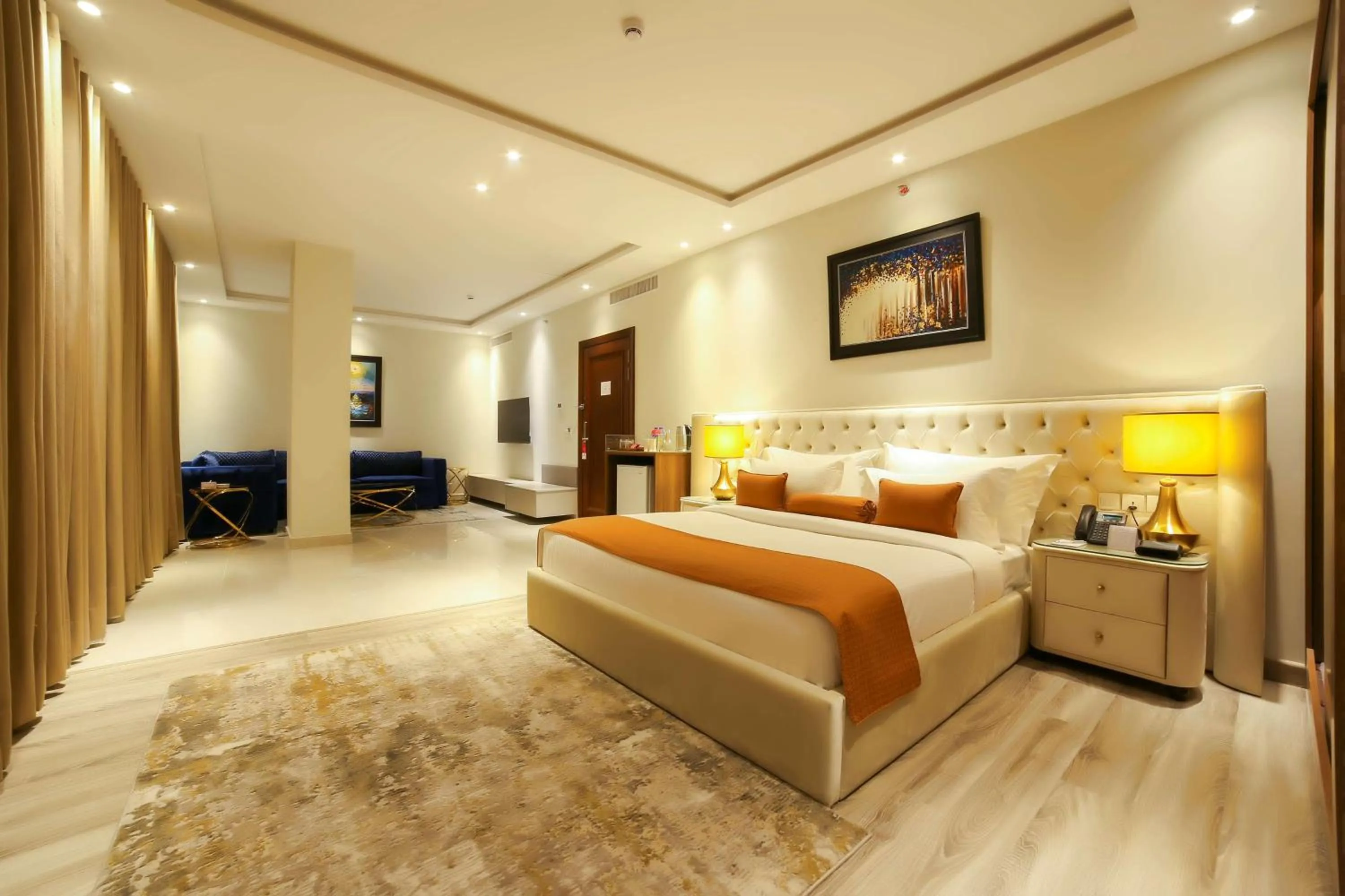 Photo of the whole room, Bed in Best Western Premier Hotel Gulberg Lahore