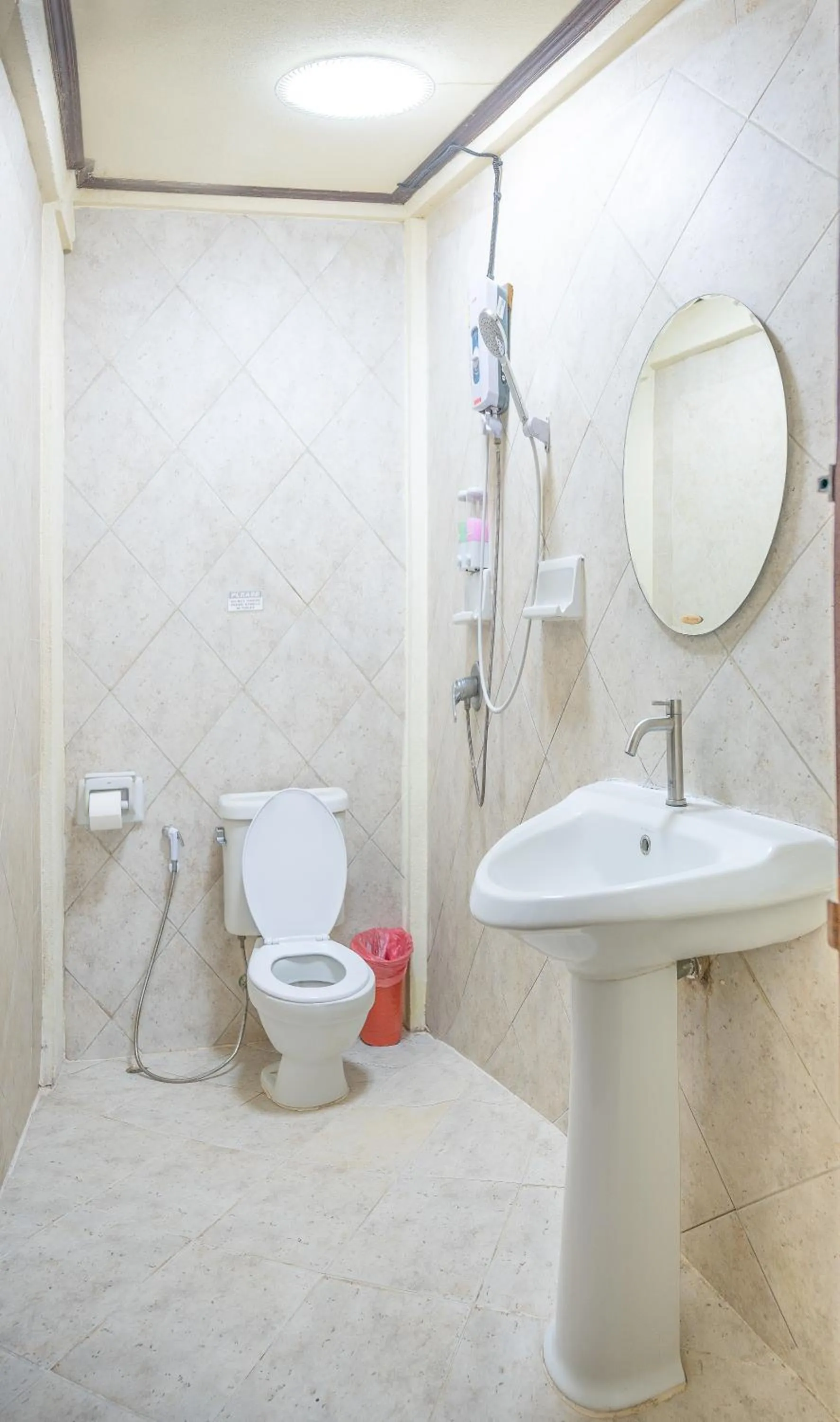 Toilet in Blue Dream Guesthouse