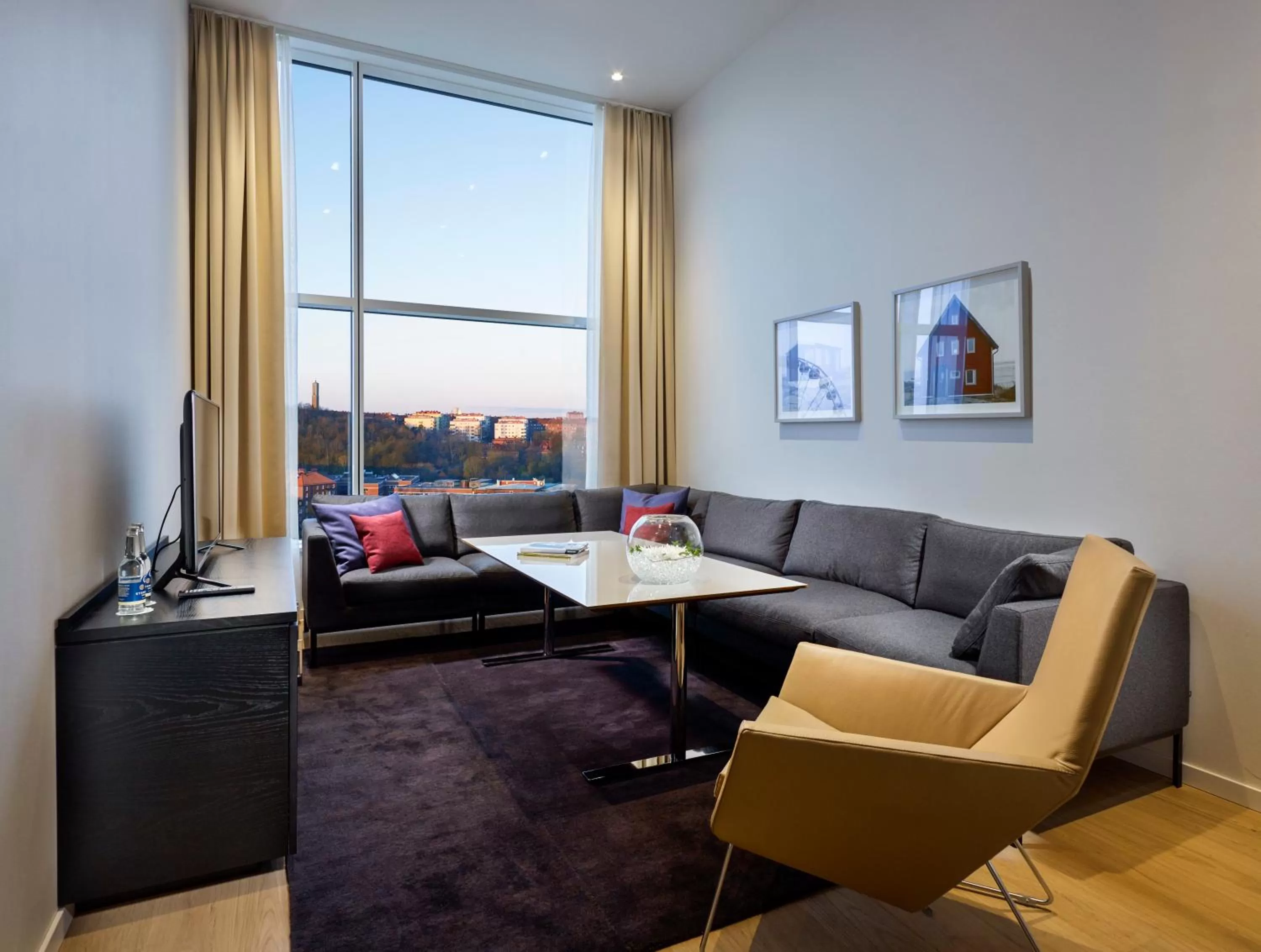 Living room, Seating Area in Upper House