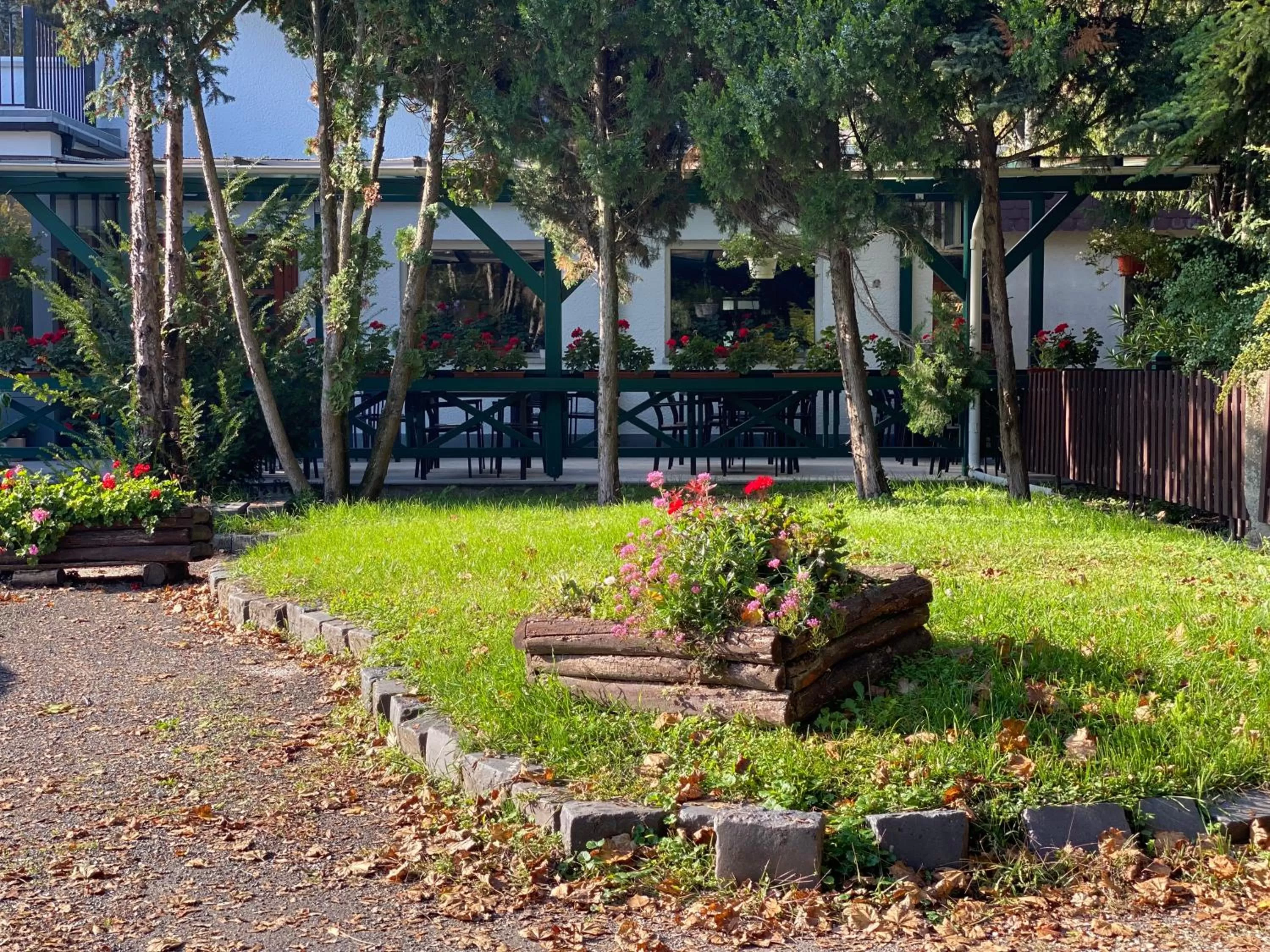 Property building, Garden in A Fogadó