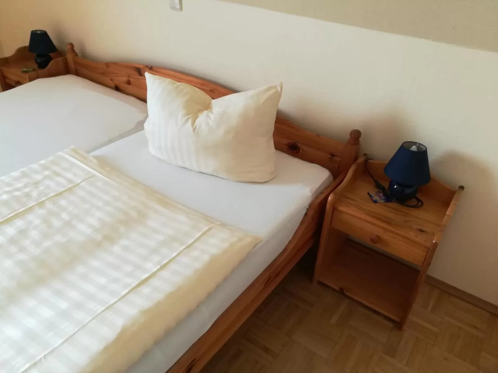 Bed in Gästehaus Grunewald Bed & Breakfast