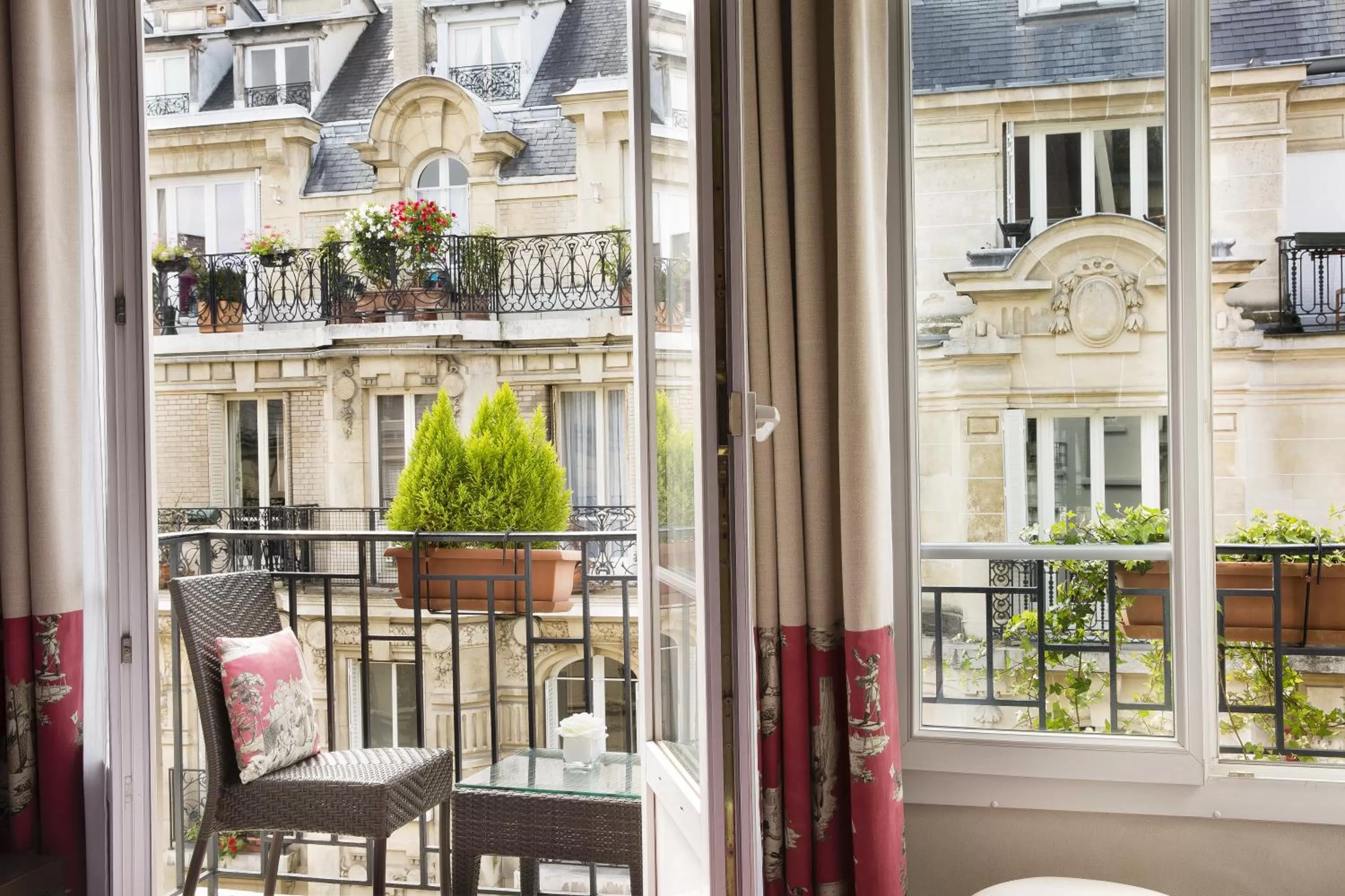 Day in Hotel Residence Foch