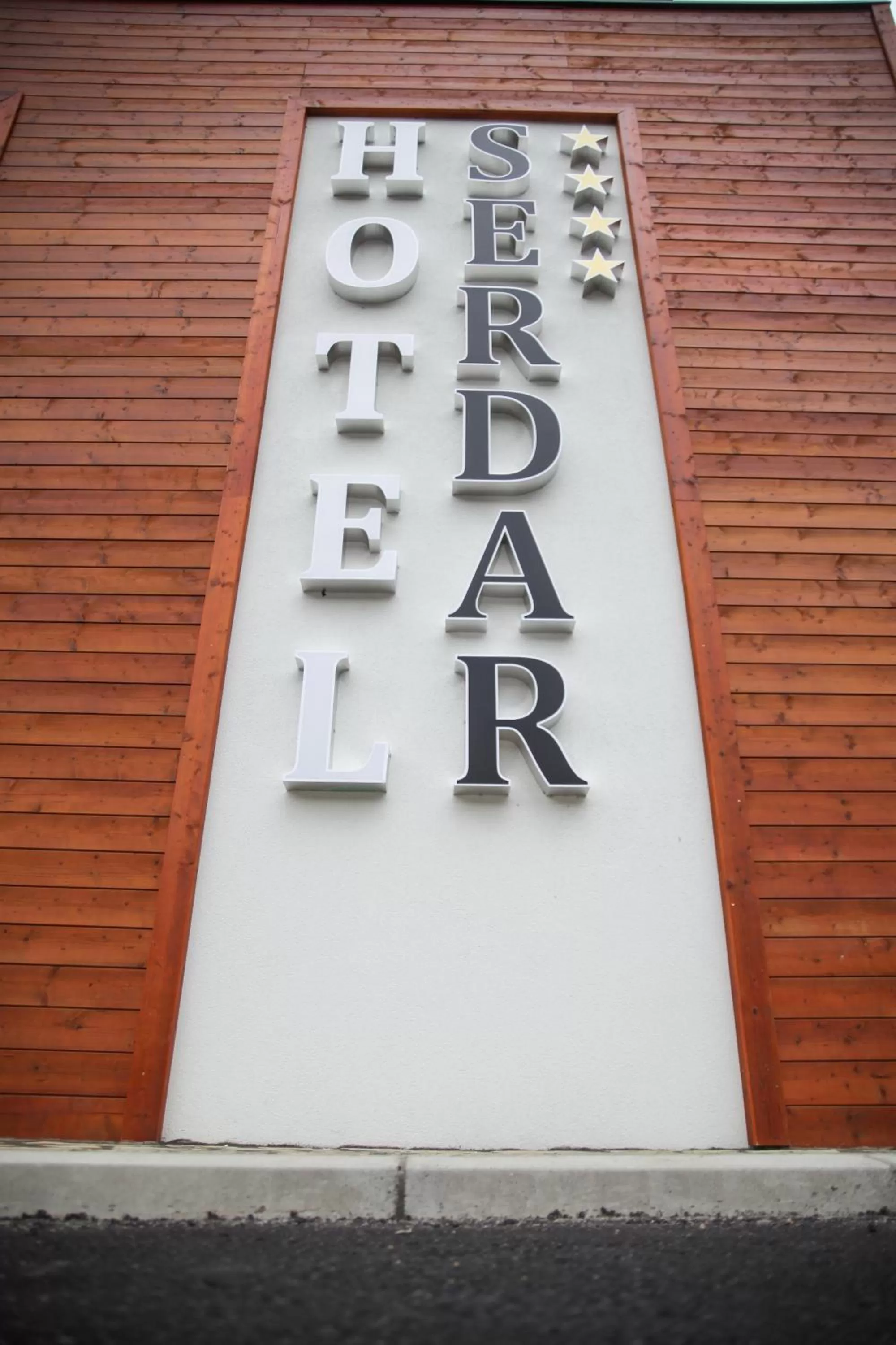 Facade/entrance, Property Logo/Sign in Hotel Serdar