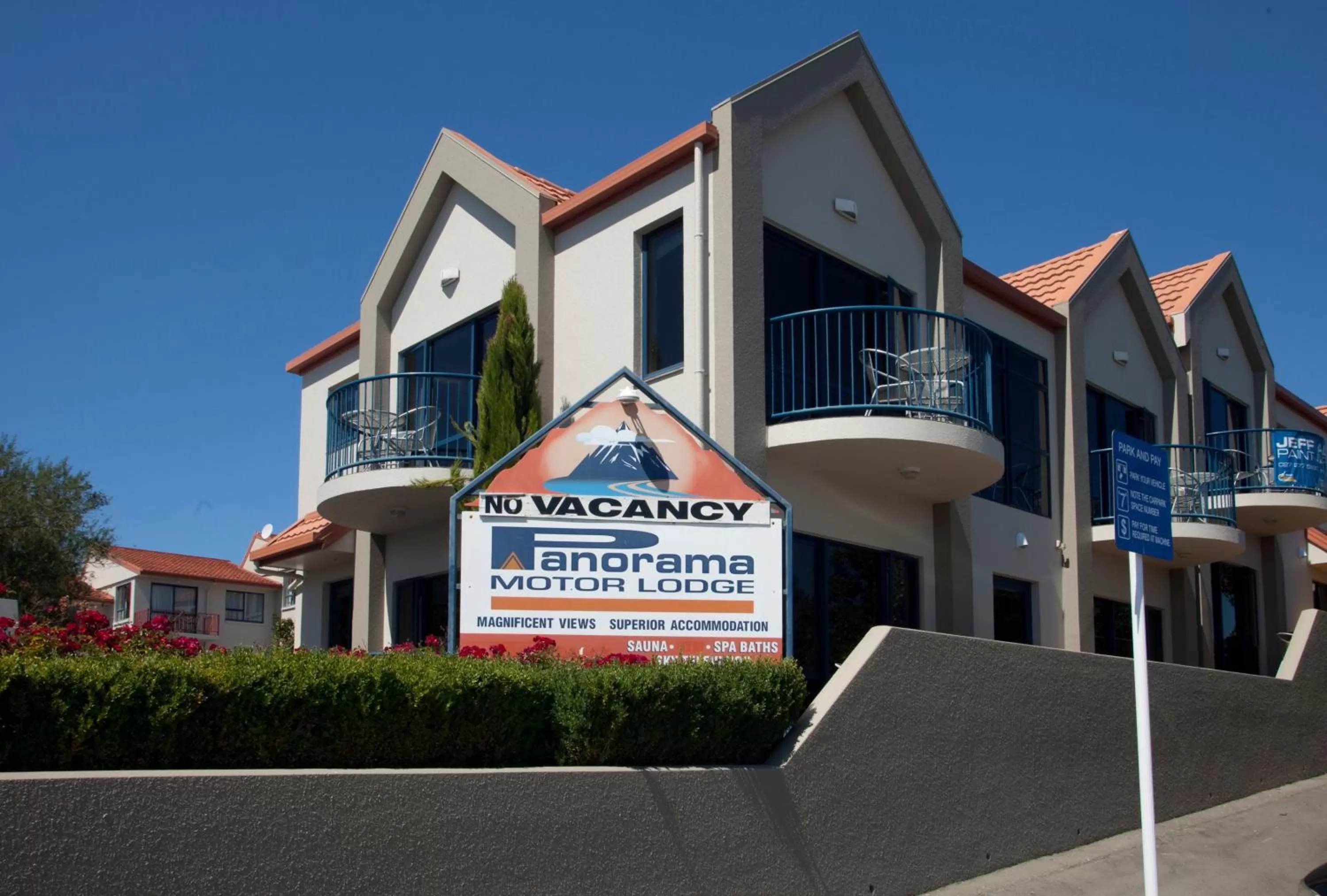 Property Building in Panorama Motor Lodge