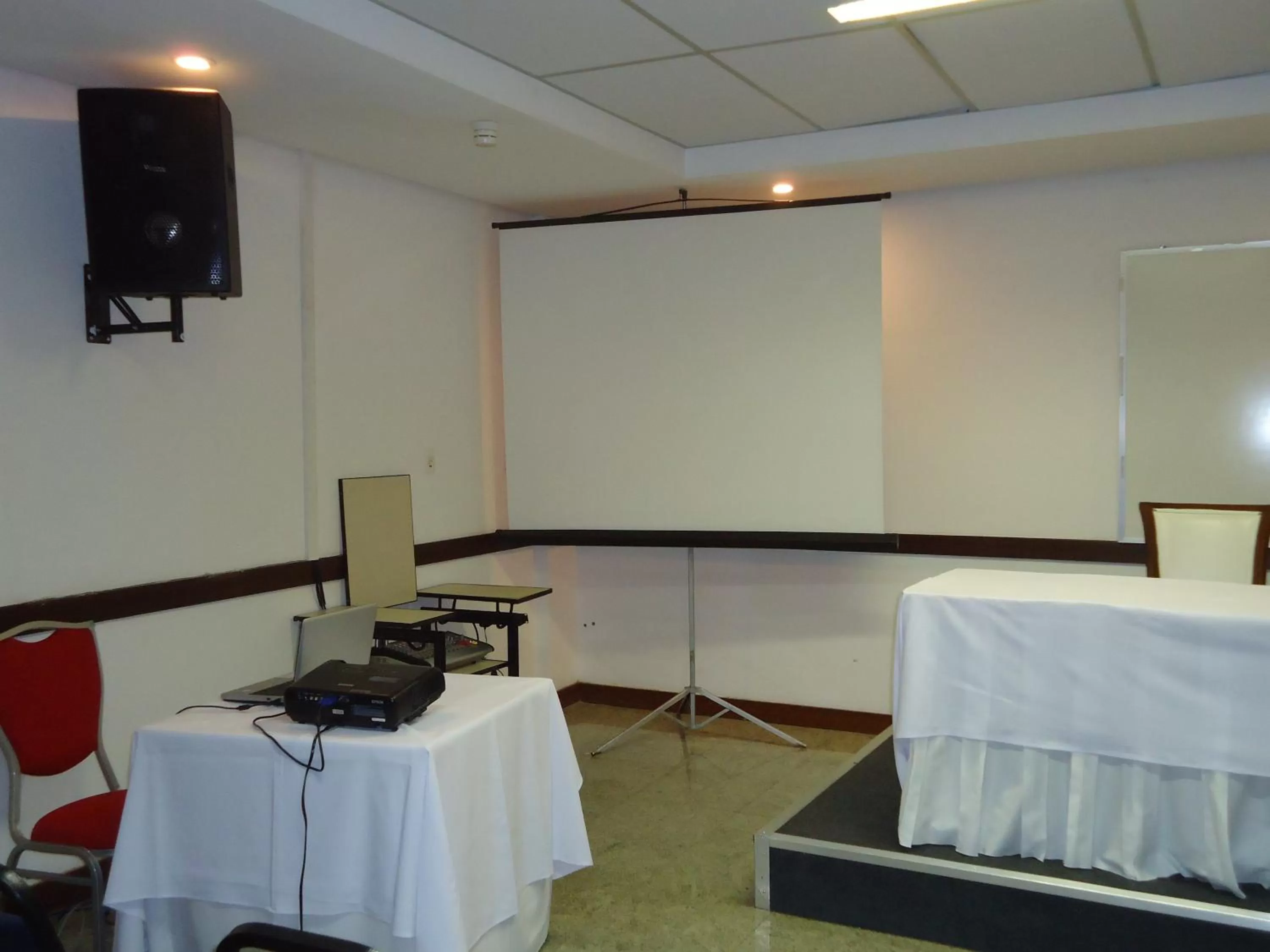 TV and multimedia in Praia a Vista Salvador Hotel