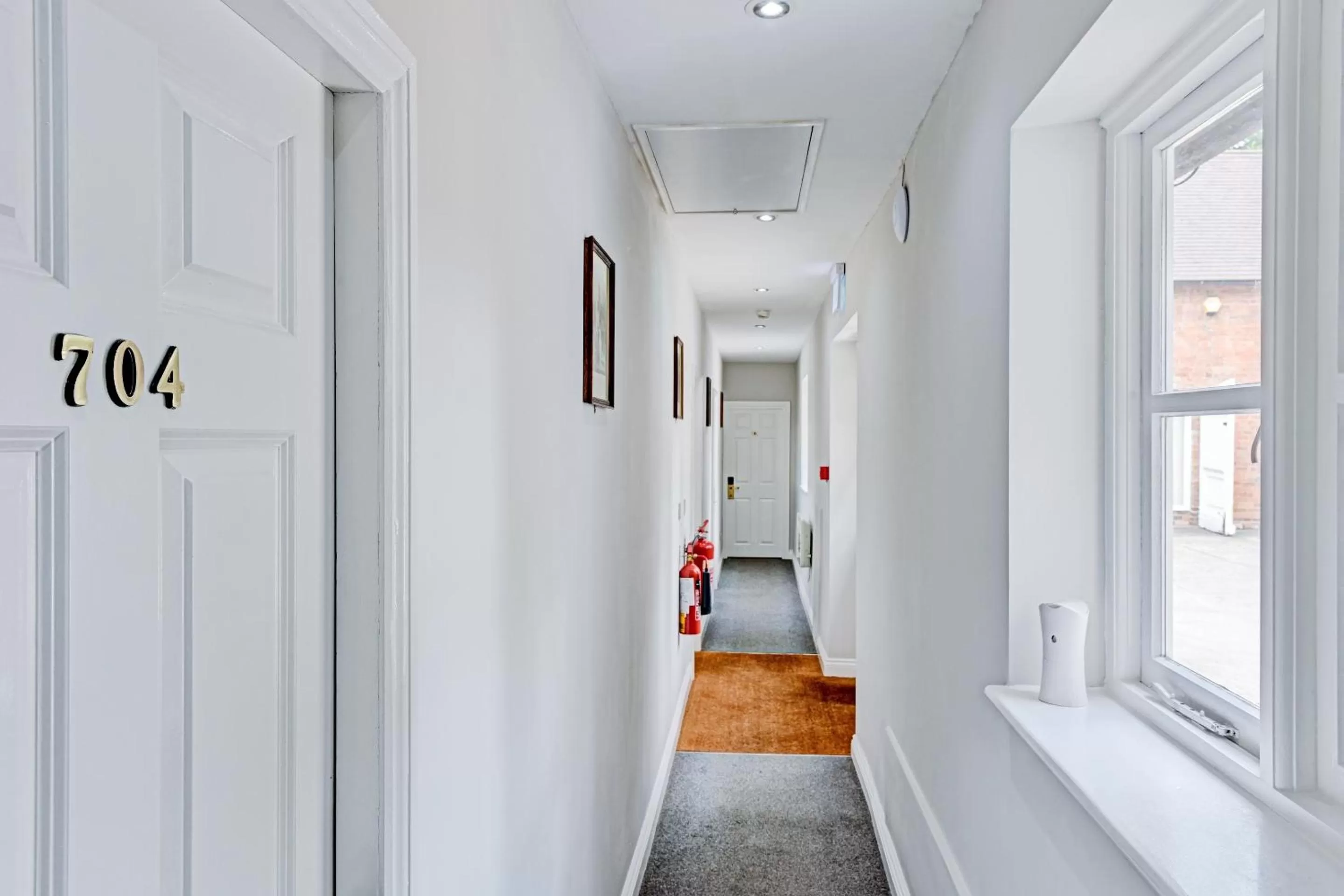 Lobby or reception in OYO Dovecote Hotel