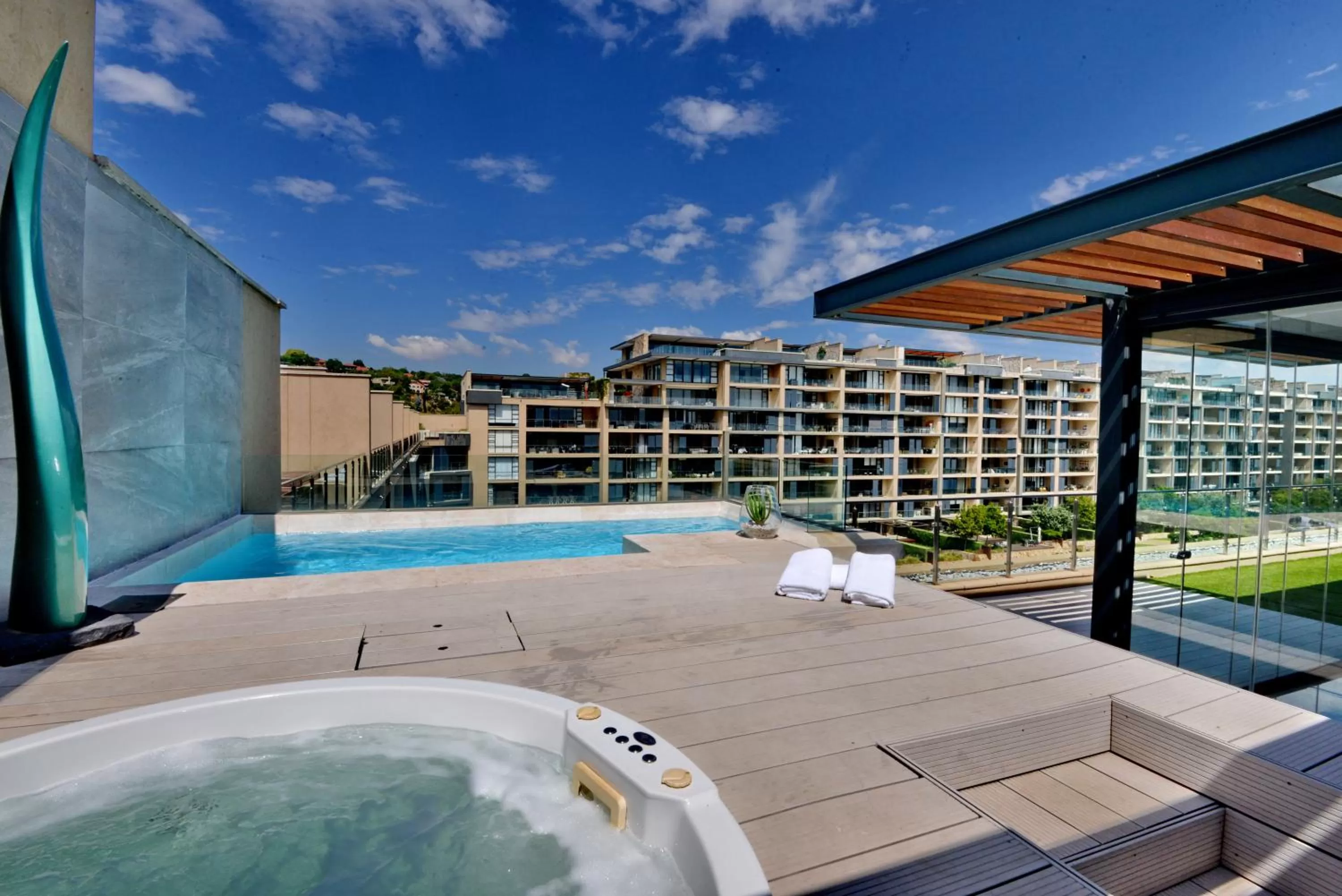 Hot Tub in The Houghton Hotel, Spa, Wellness & Golf