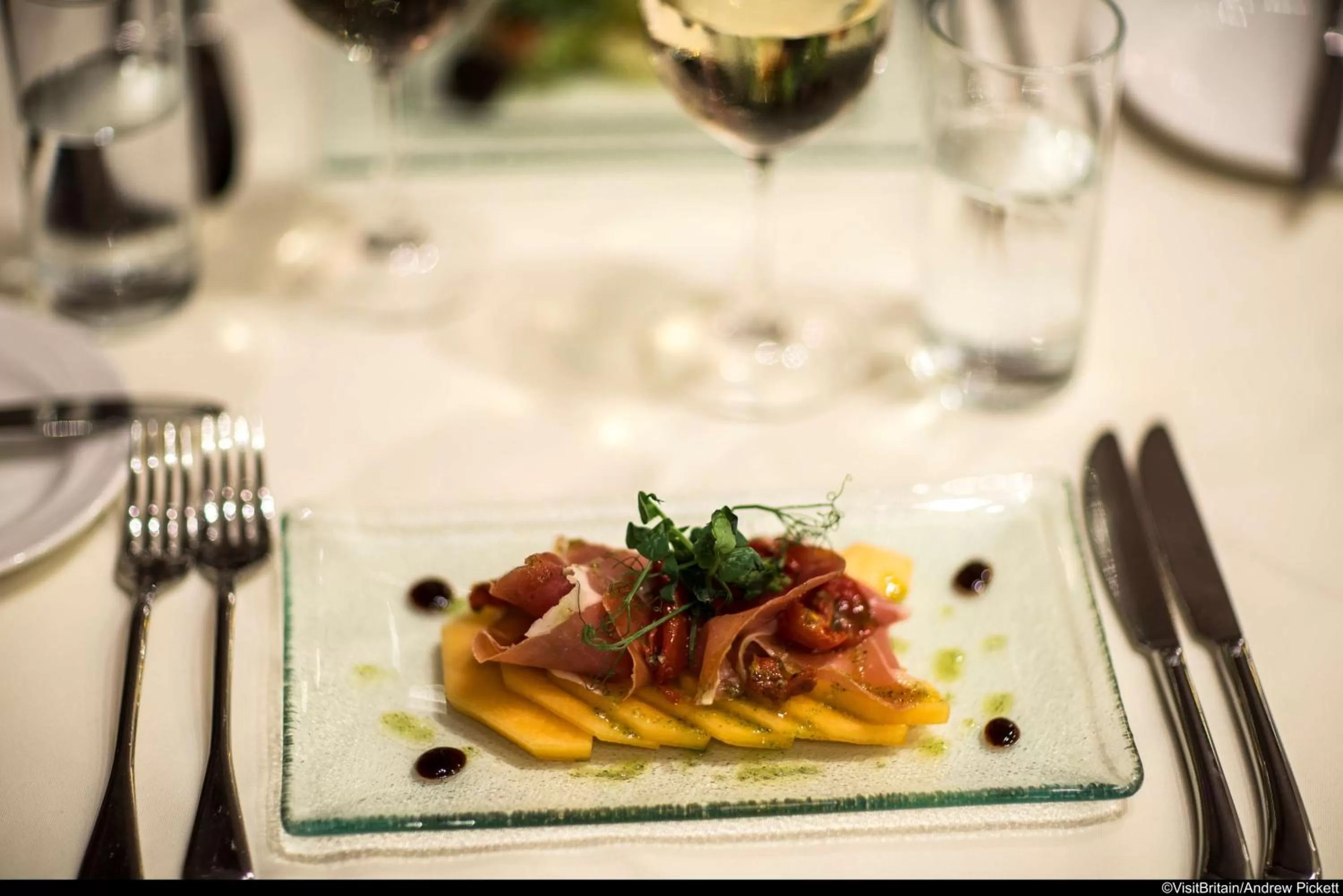 Food and drinks in Kingsmills Hotel