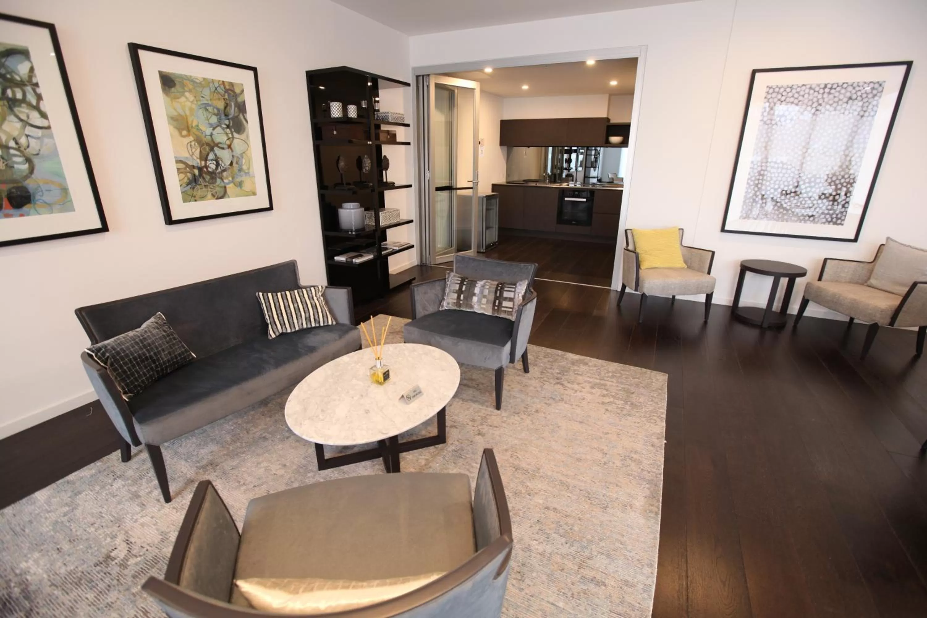 Melbourne Knox Central Apartment Hotel Official