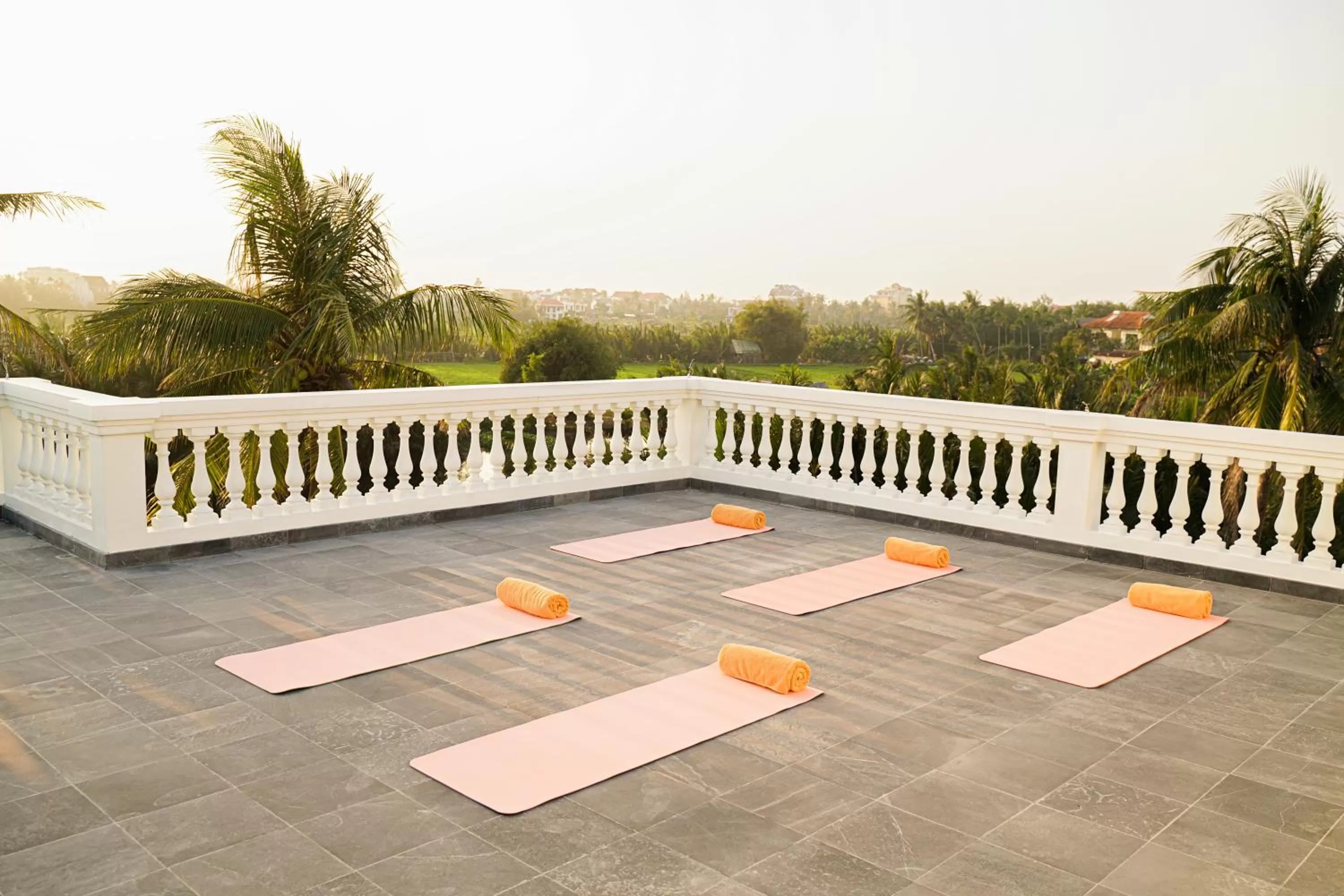 Patio in Moodhoian Riverside Resort & Spa