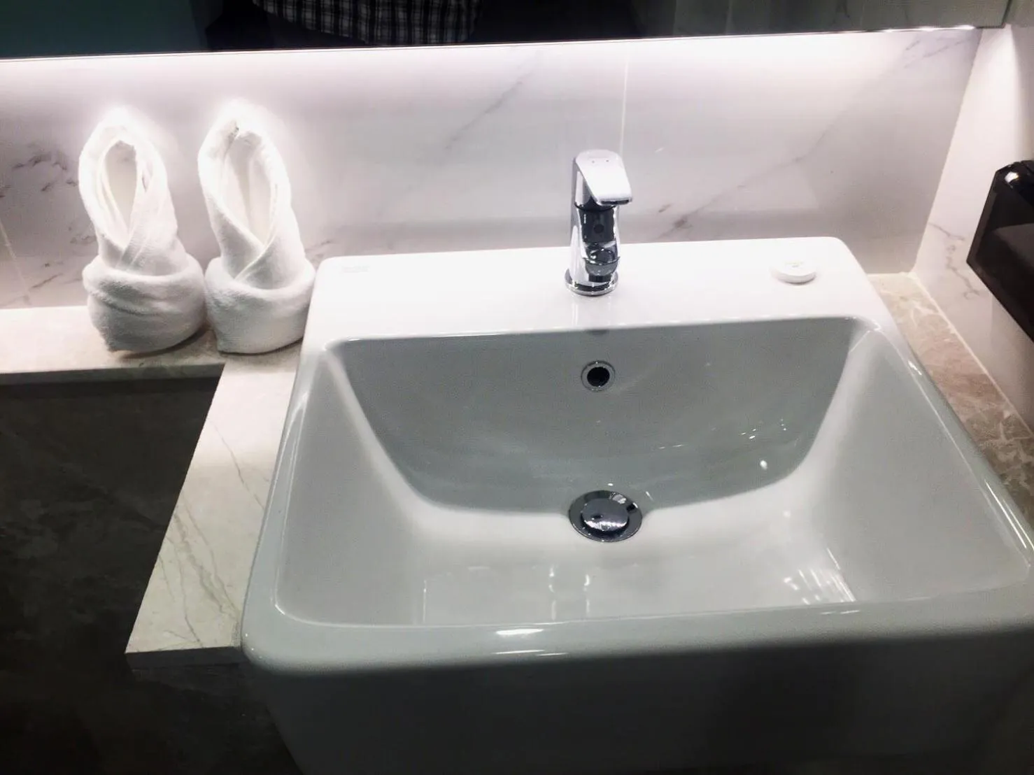 Bathroom in Studio Ekamai