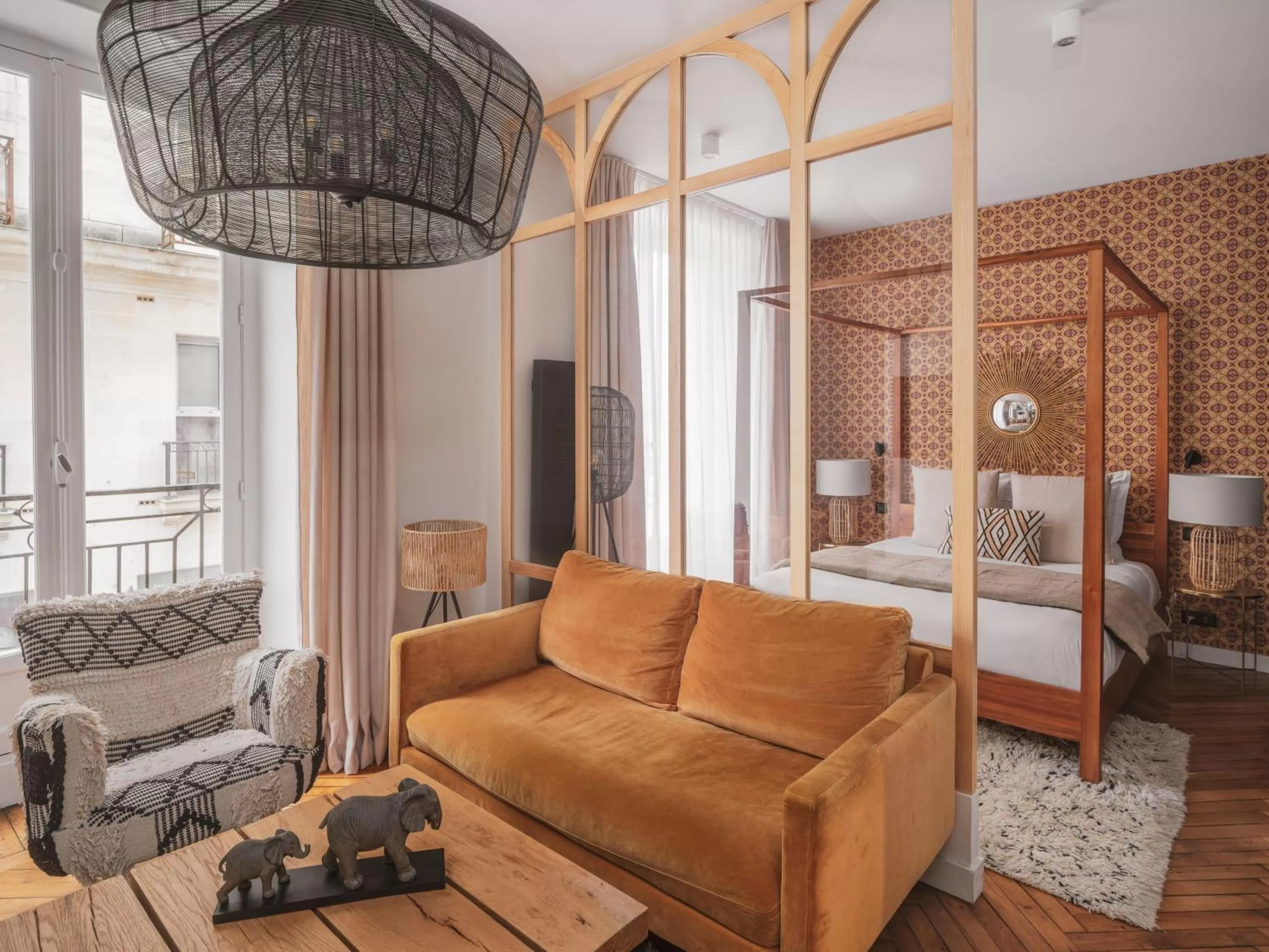 Living room, Bed in Maisons du Monde Hotel & Suites - Nantes