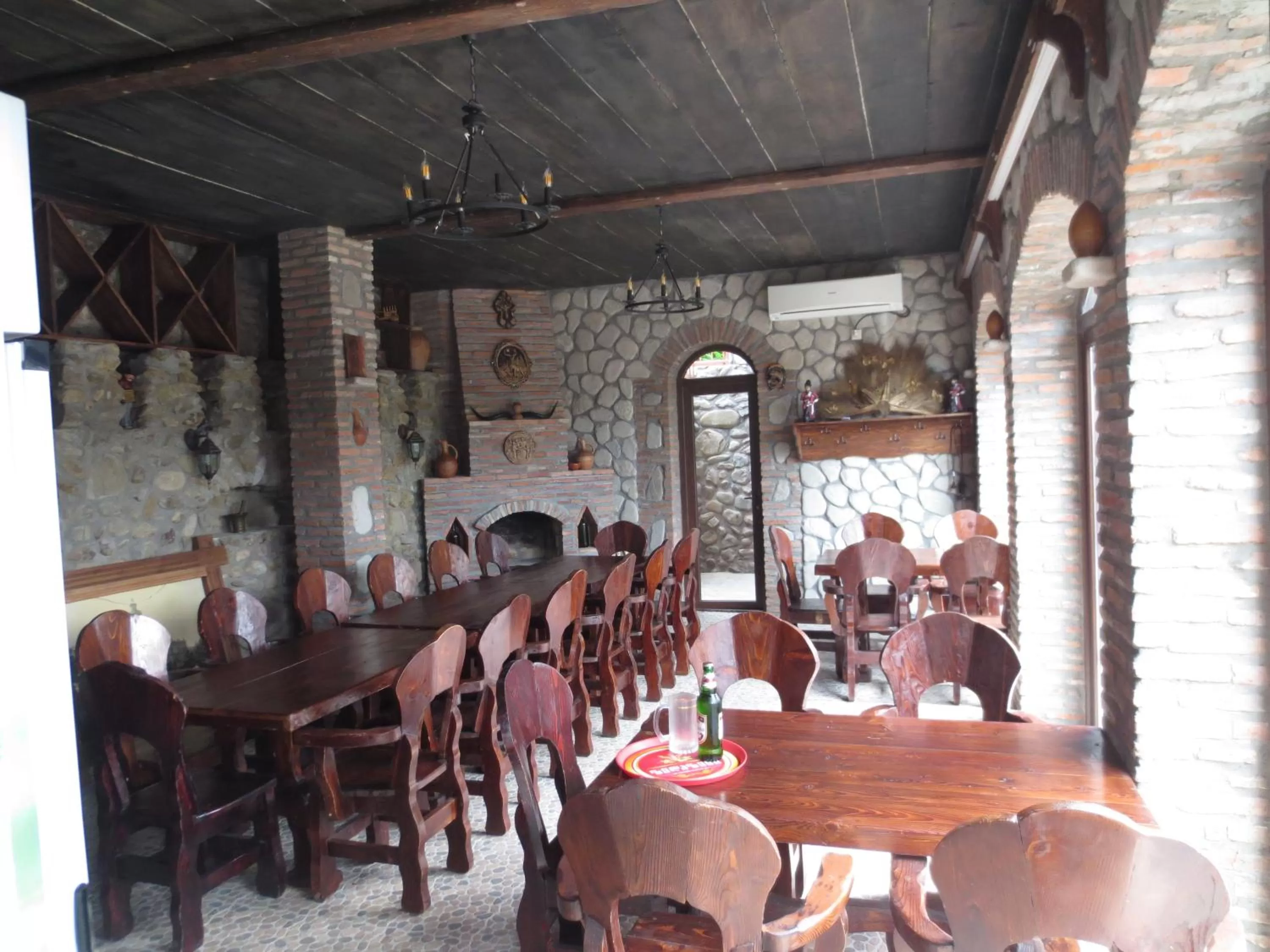 Restaurant/places to eat, Lounge/Bar in Old House in Sighnaghi