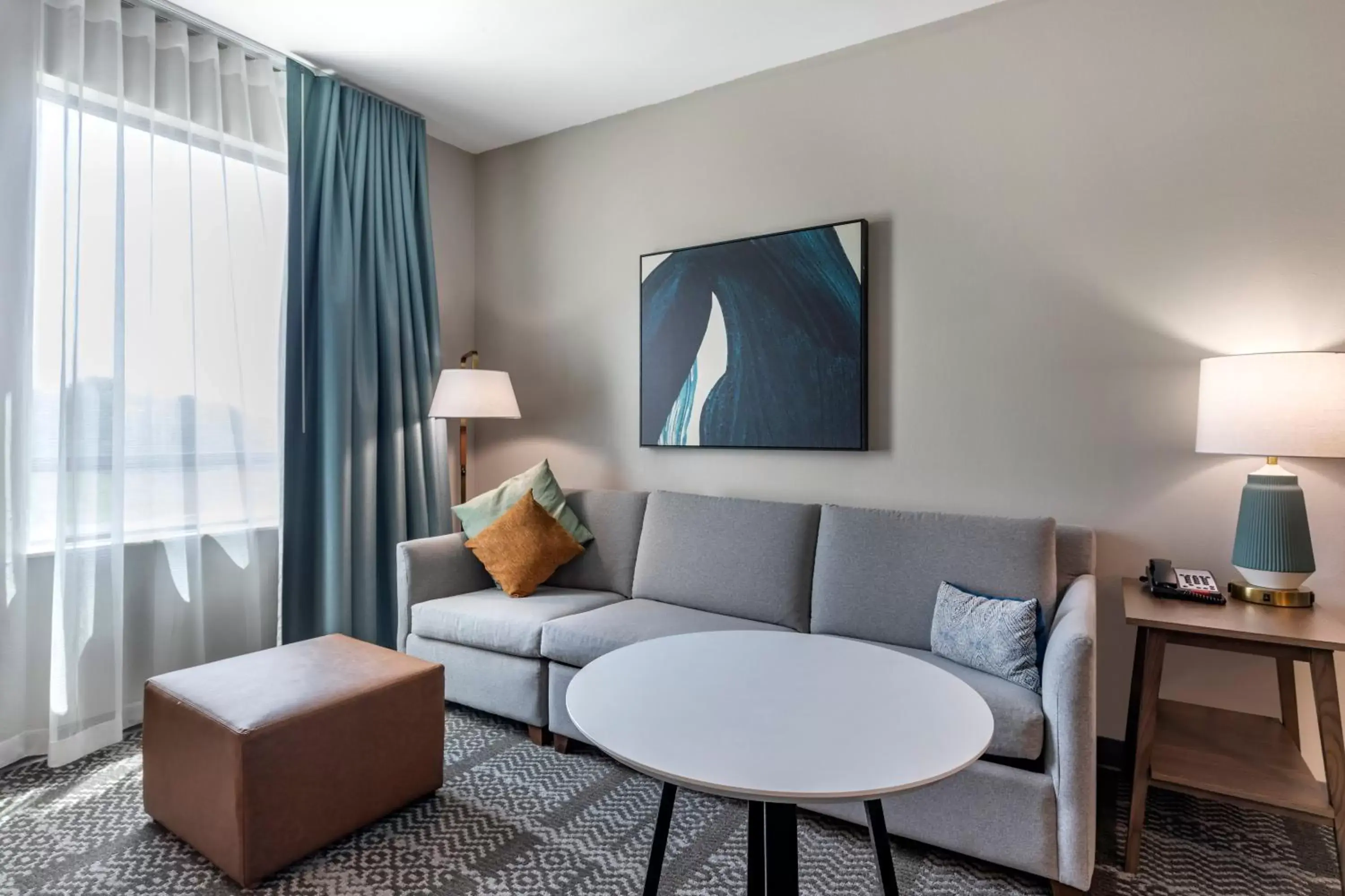 One-Bedroom Queen Suite - Hearing Accessible - Non-Smoking in Staybridge Suites Grand Prairie Near Epic Central by IHG One-Bedroom Queen Suite - Hearing Accessible - Non-Smoking in Staybridge Suites Grand Prairie Near Epic Central by IHG