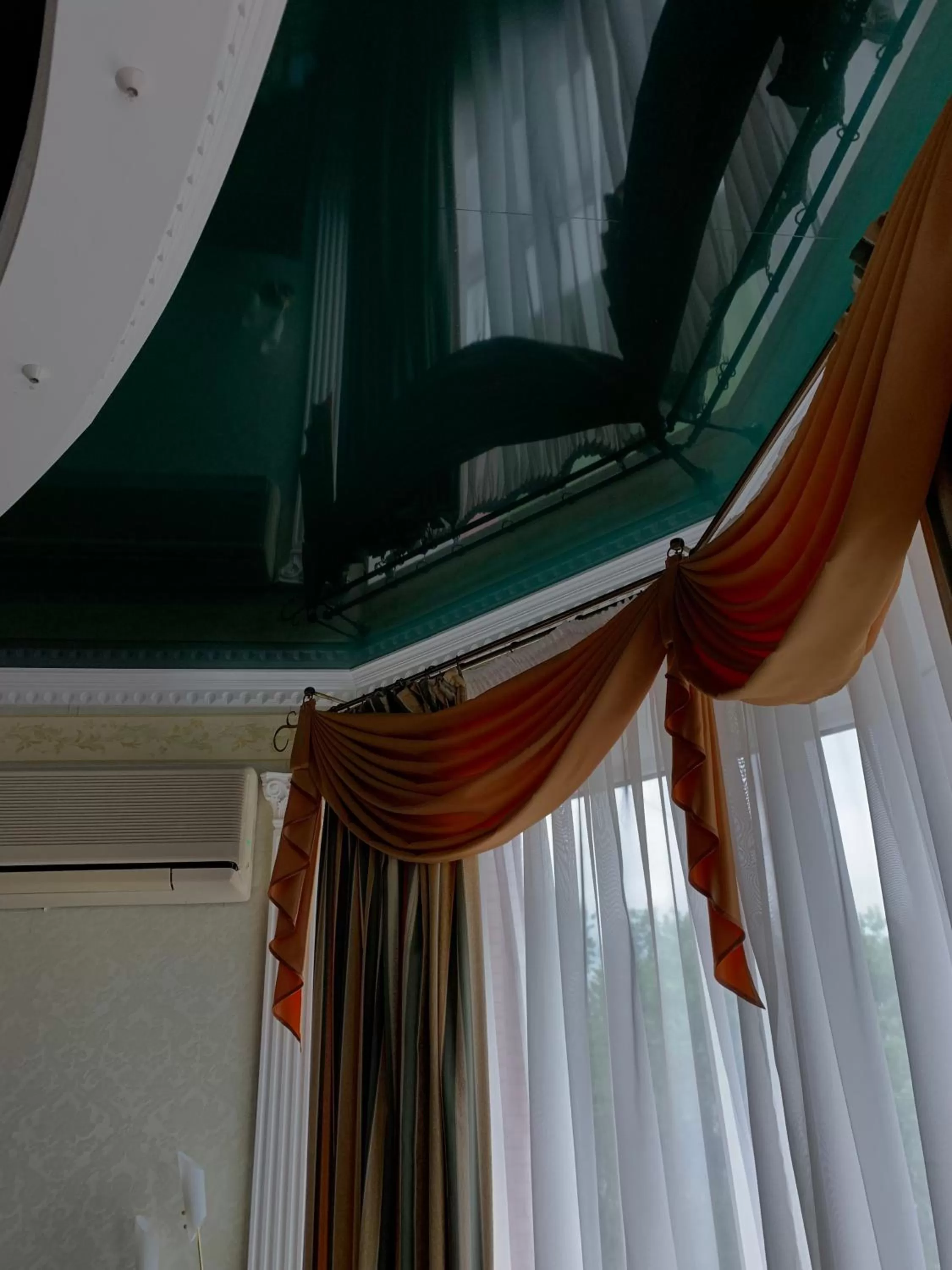 TV/Entertainment Center in Hotel Prydesnyansky