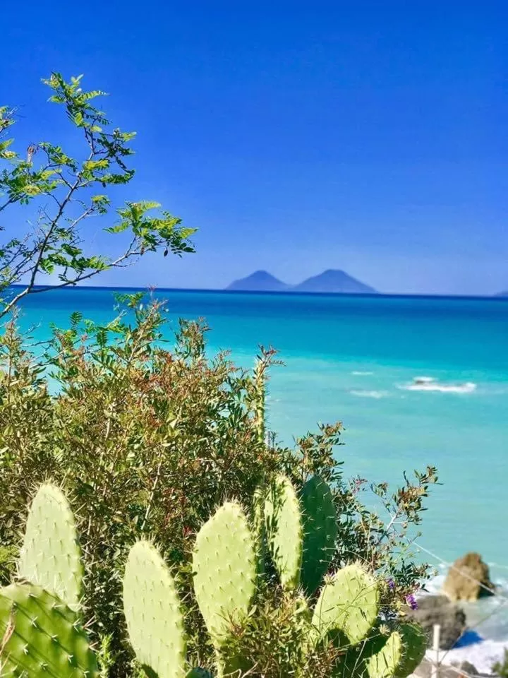 Sea View in Besael b&b Capo d'Orlando