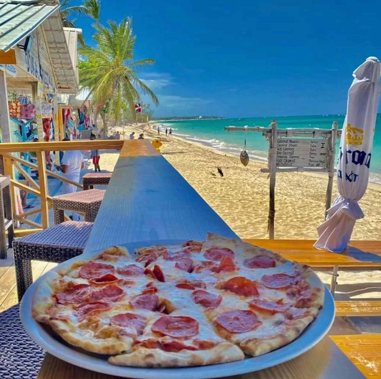 Food in LOS CORALES VILLAS and SUITES - BEACH CLUB, SPA, RESTAURANTS