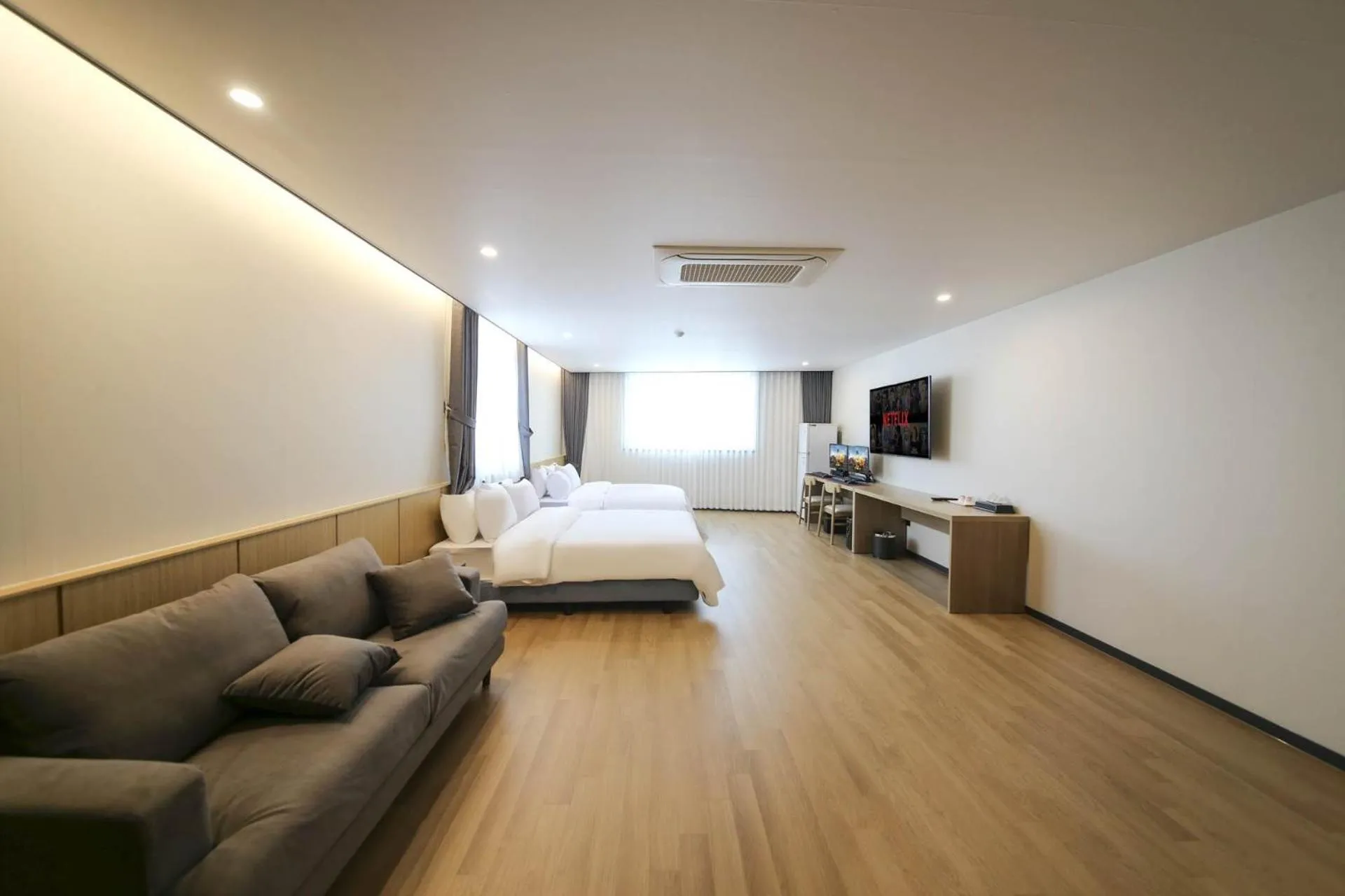 Bed in Benikea hotel