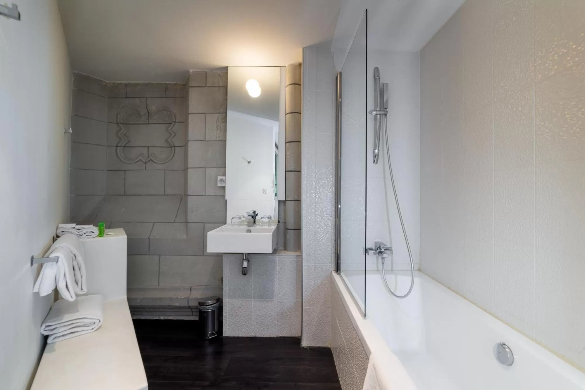 Bathroom in SOZO Hotel