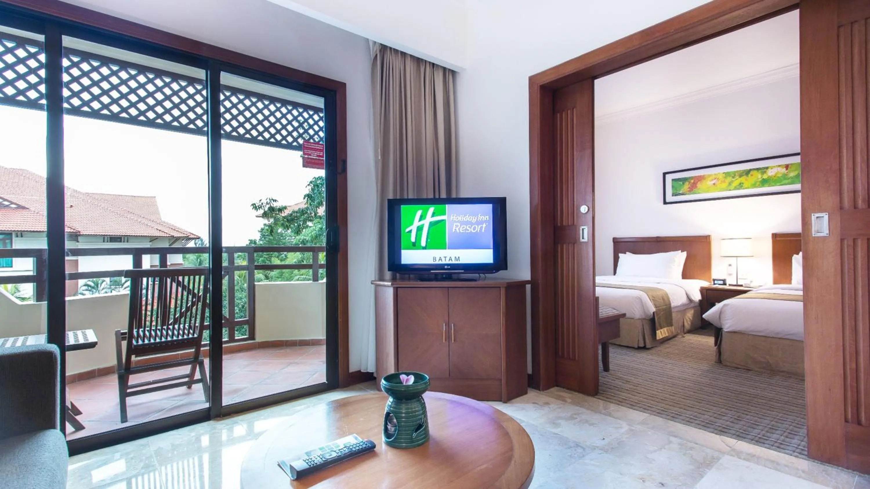 Photo of the whole room, Bed in Holiday Inn Resort Batam by IHG