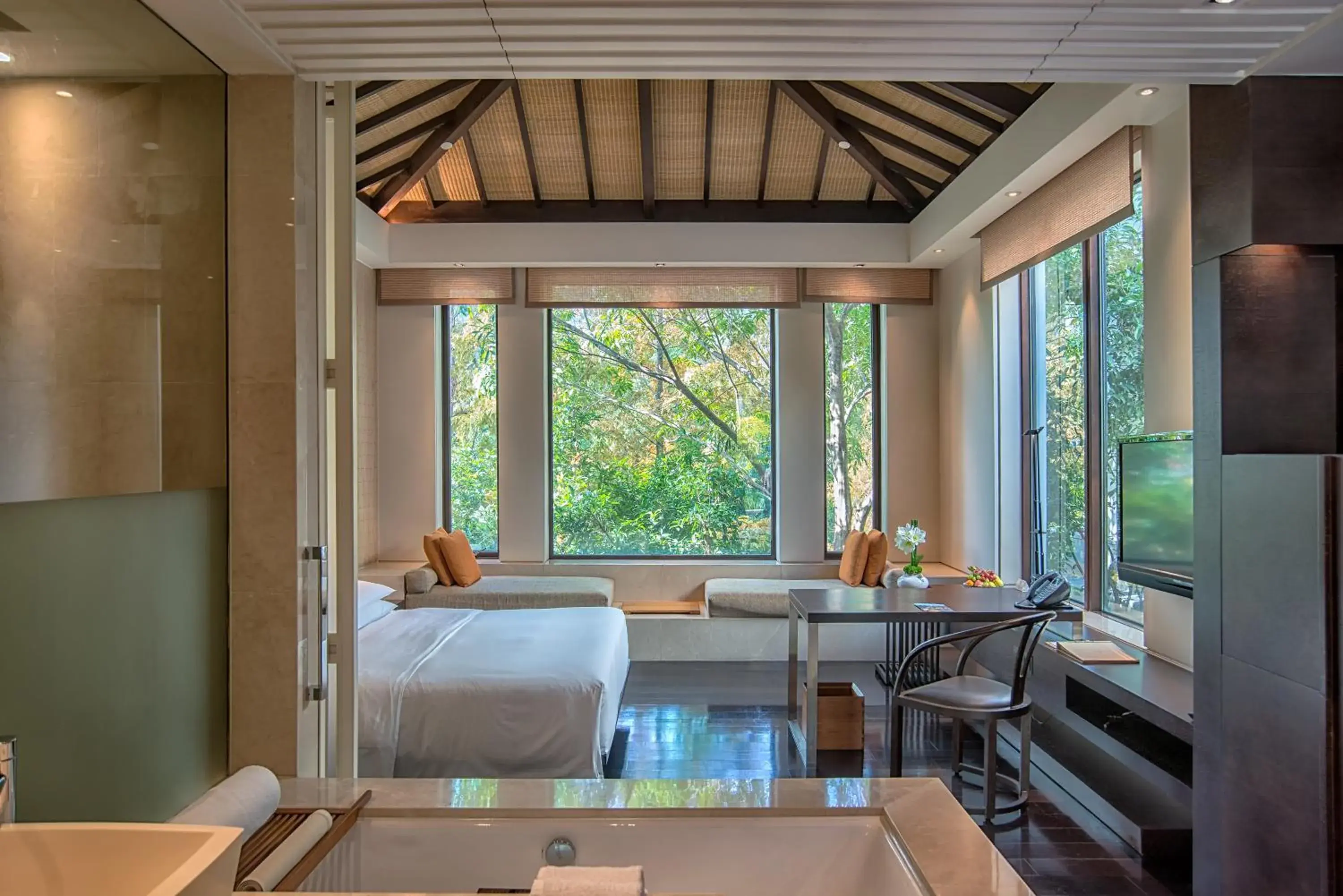 King Room with Garden View in Park Hyatt Ningbo Resort & Spa King Room with Garden View in Park Hyatt Ningbo Resort & Spa