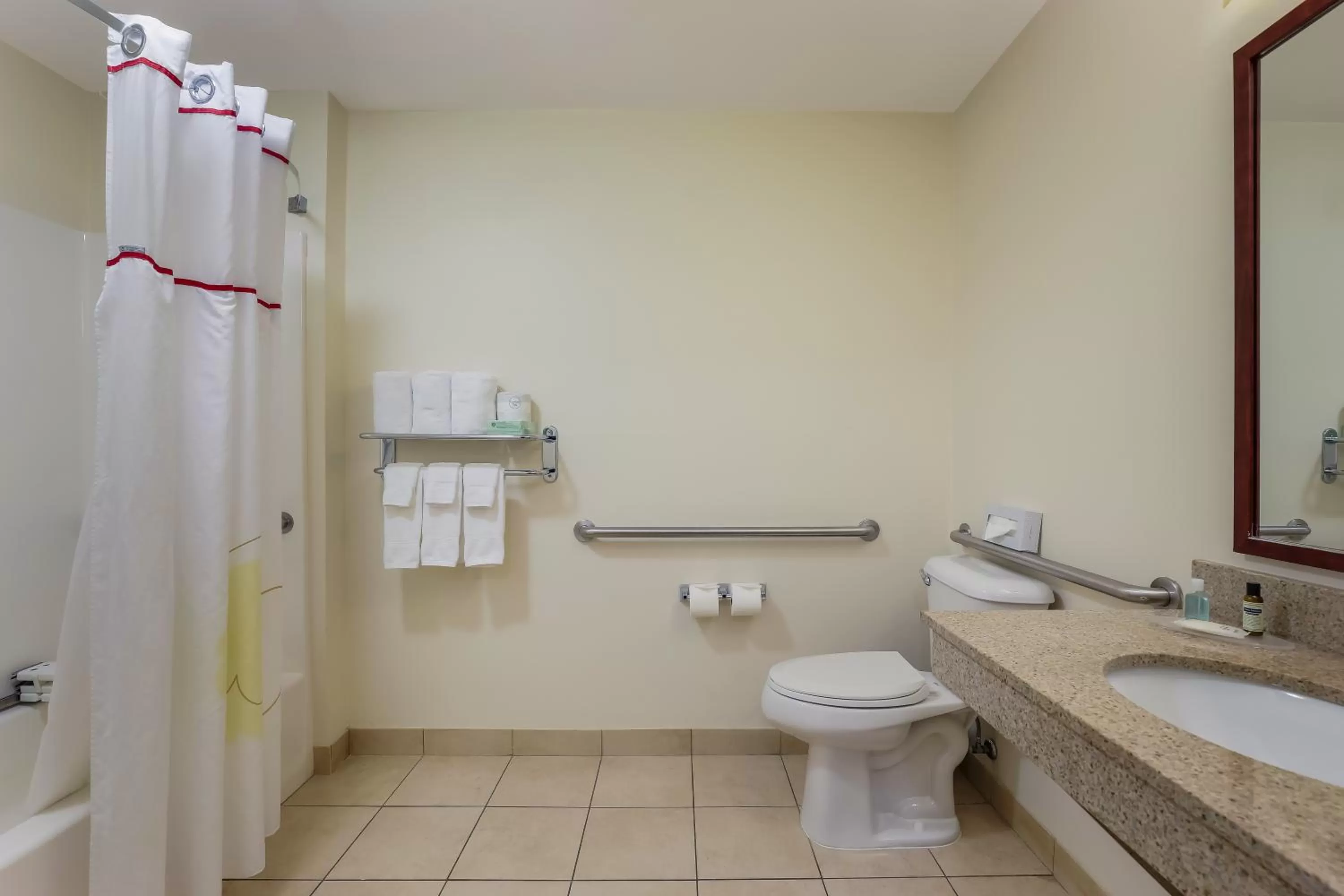 MainStay Suites Fitchburg - Madison