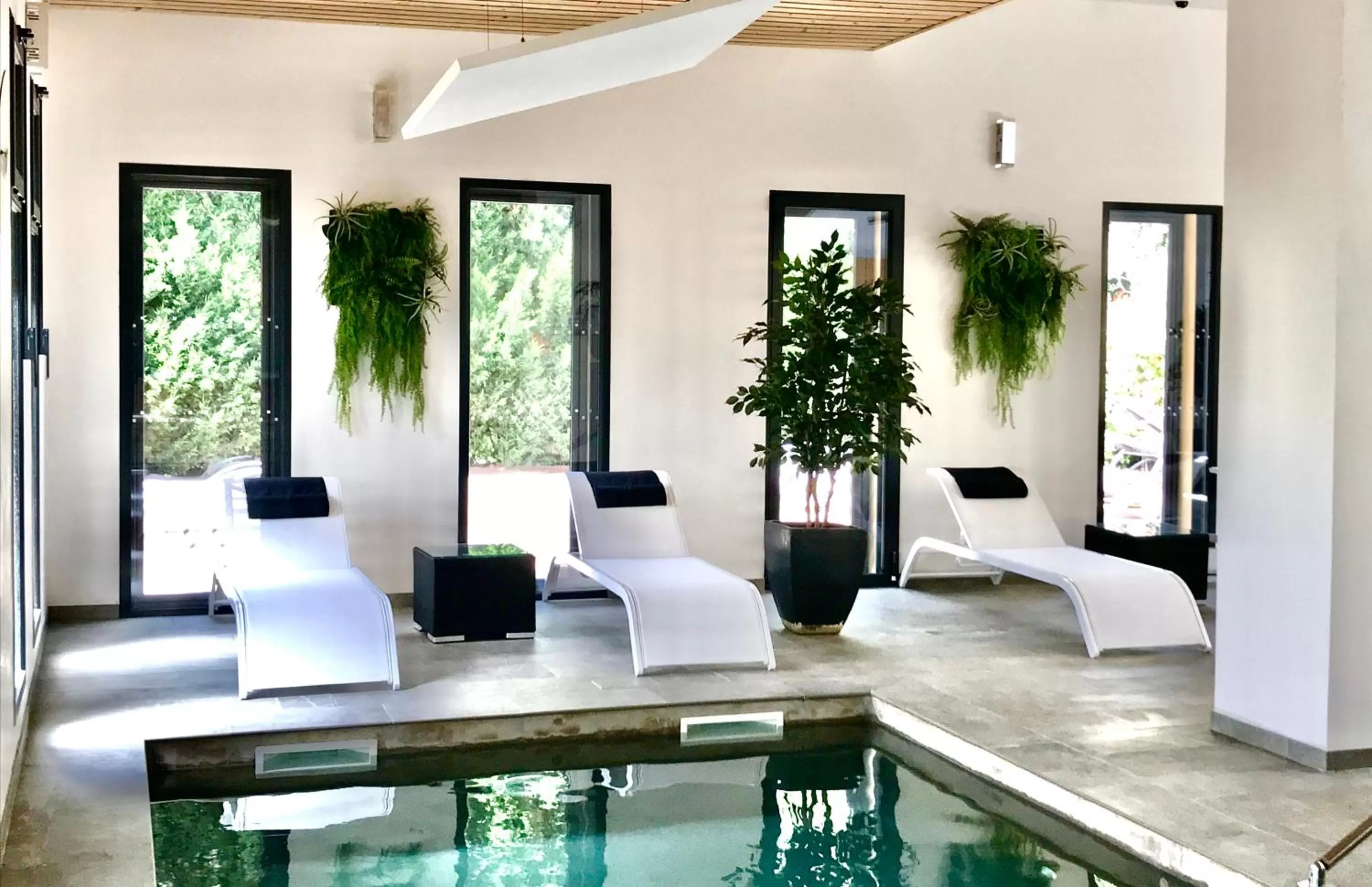 Spa and wellness centre/facilities in Clos Saint-Michel Resort & Spa