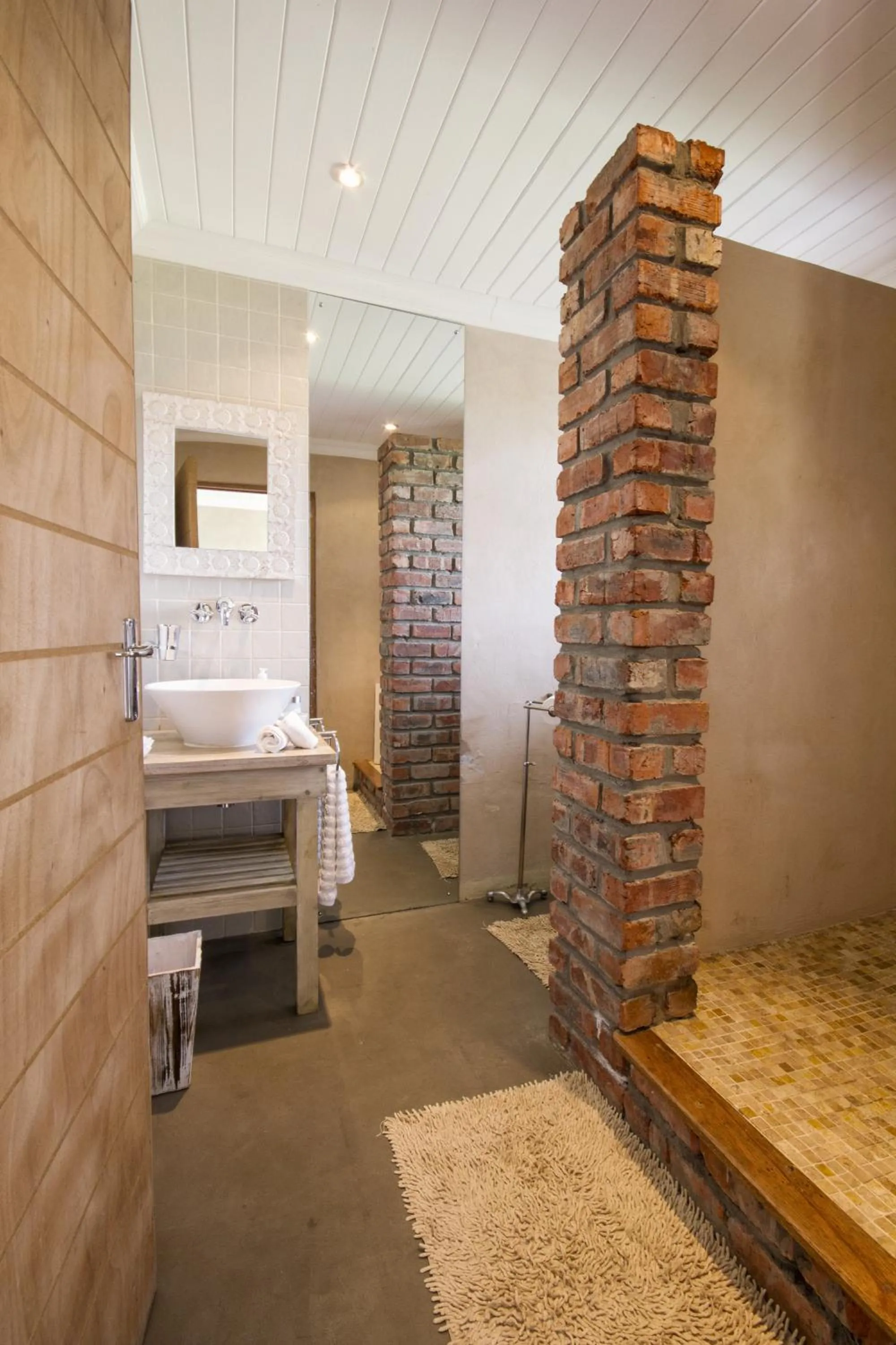 Bathroom in A Hilltop Country Retreat
