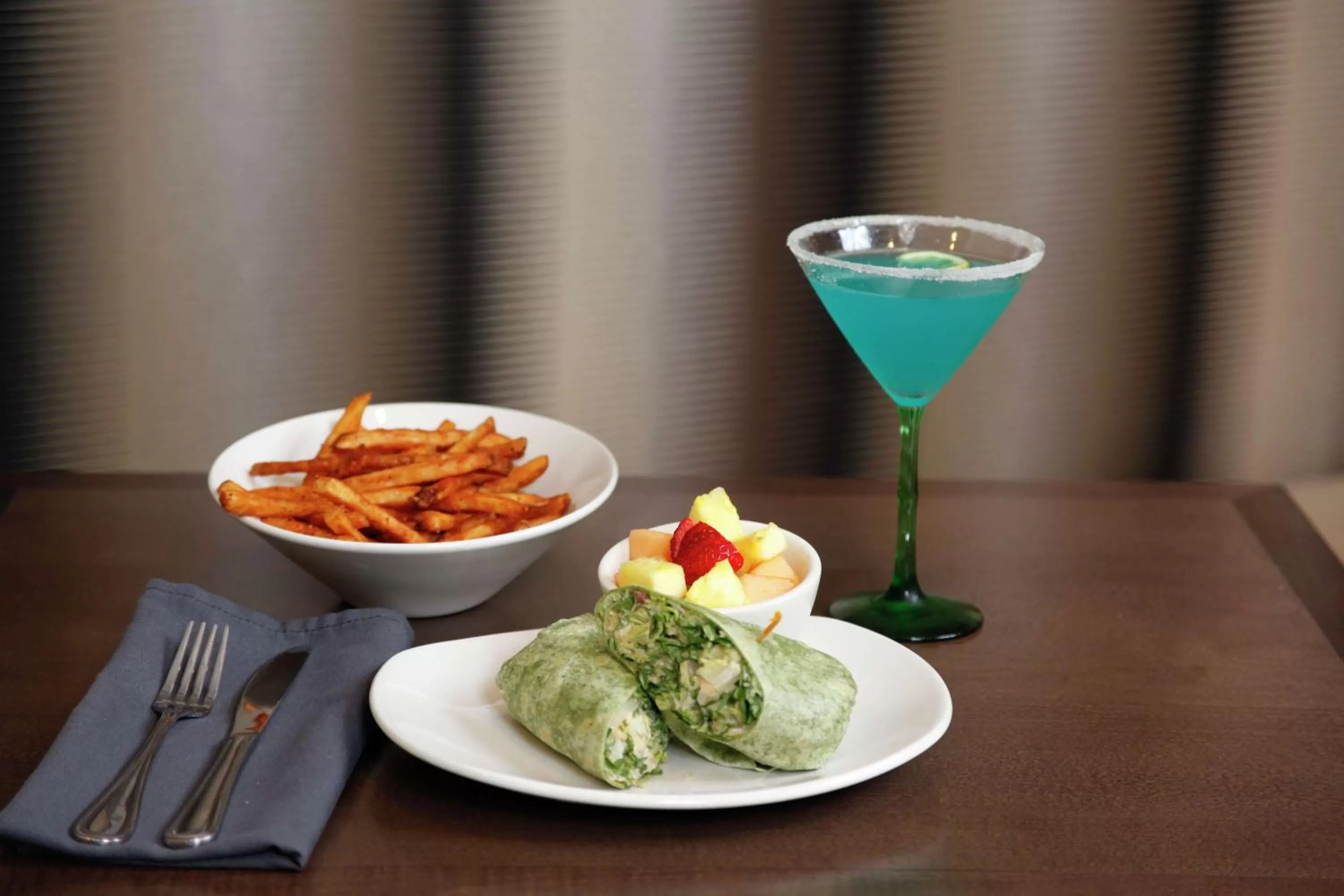 Restaurant/places to eat in DoubleTree by Hilton Biloxi