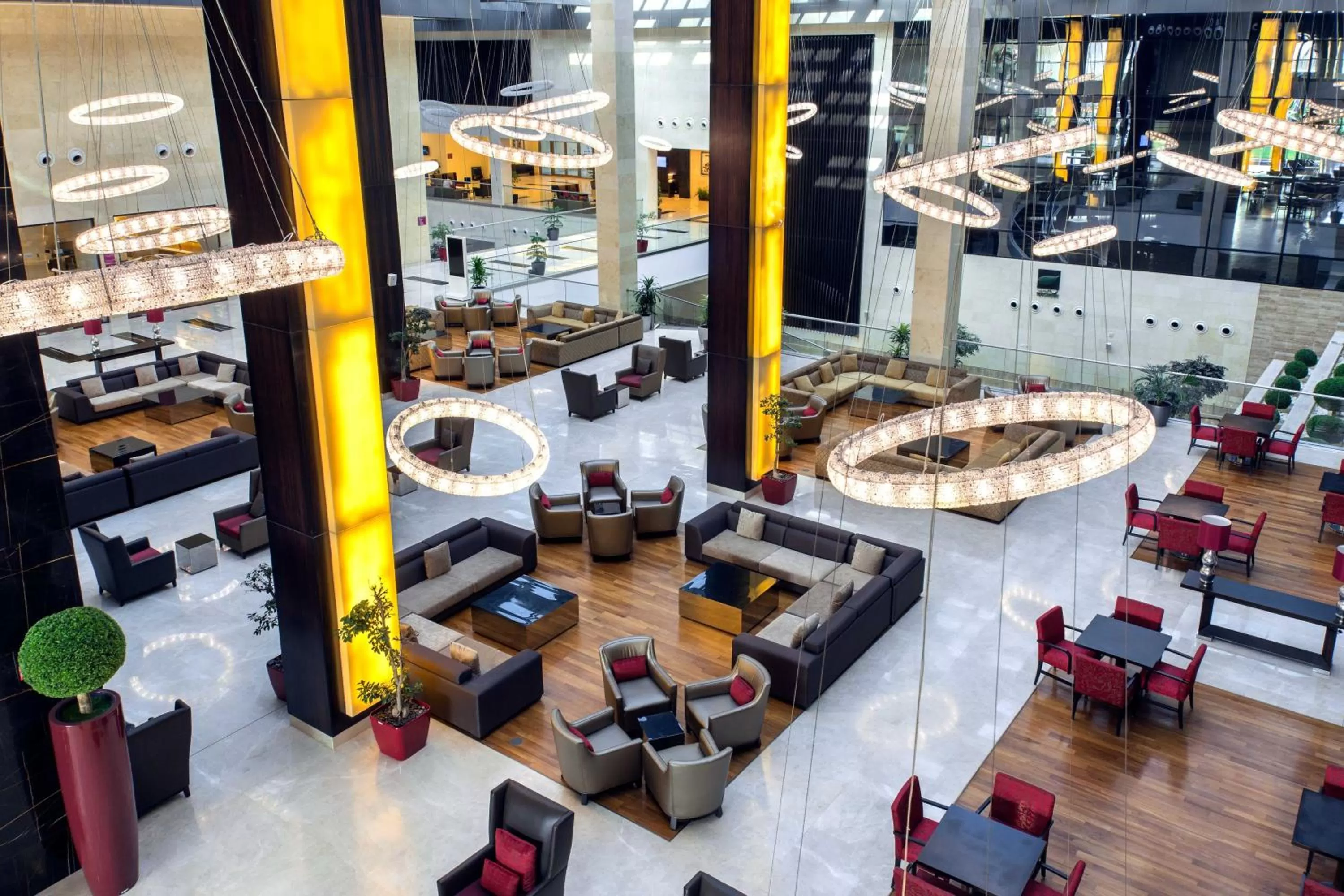 Restaurant/places to eat in Crowne Plaza Riyadh - RDC Hotel & Convention by IHG