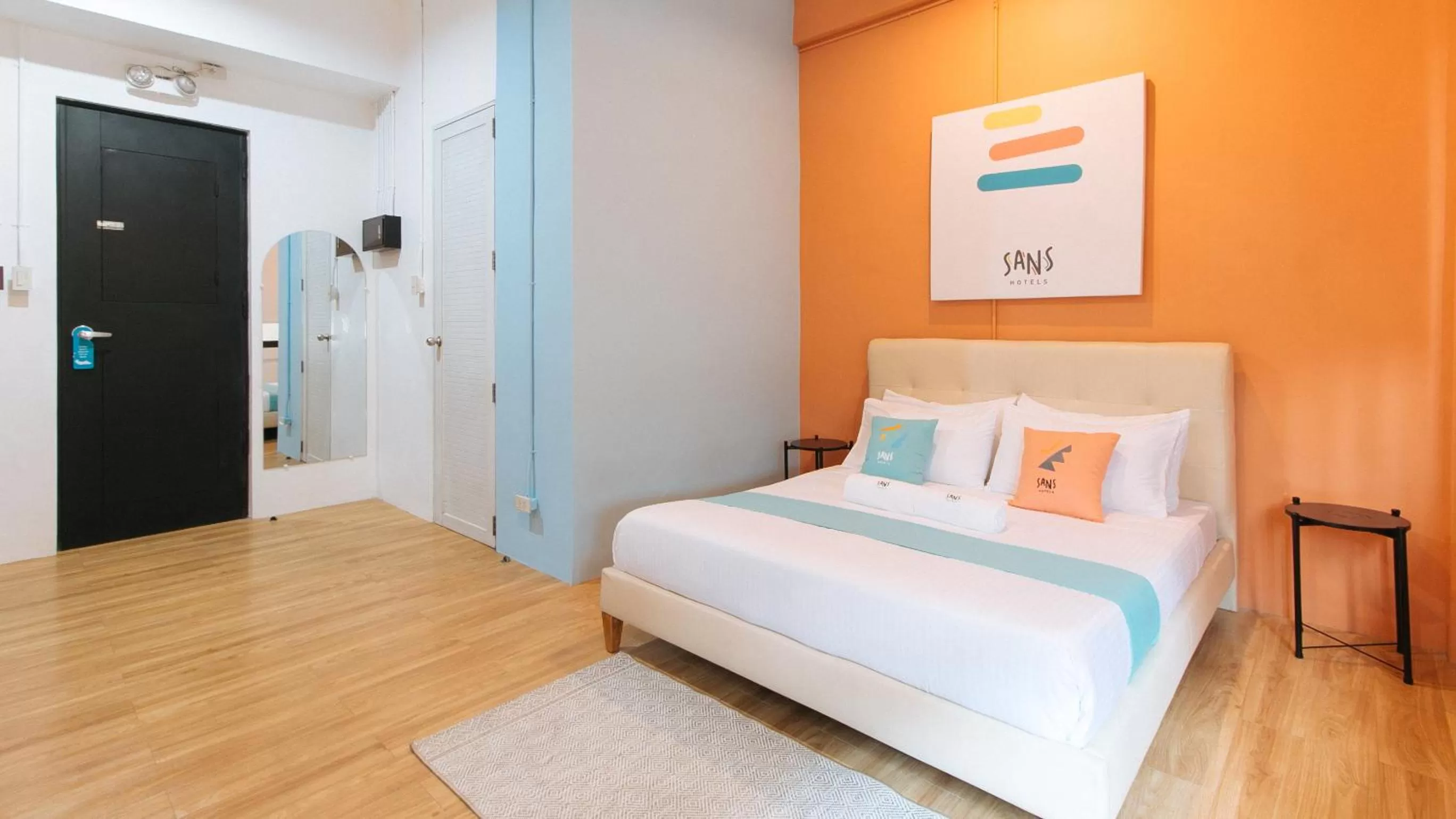 Bedroom in Sans Hotel Laperal Manila