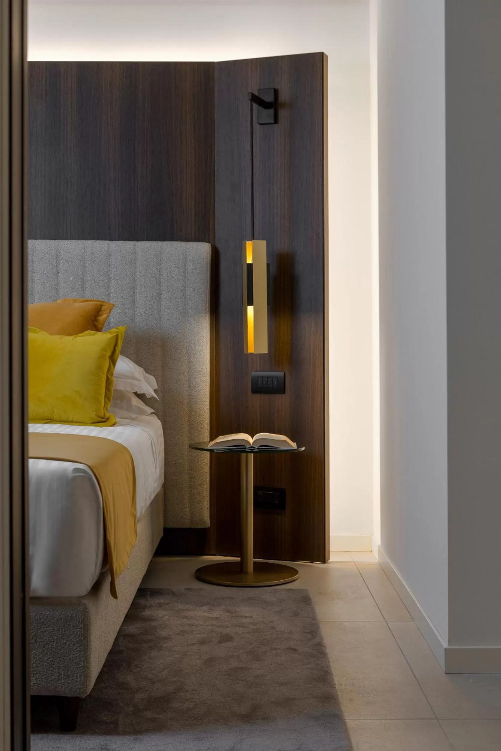 Bedroom, Bed in We Me Suite Hotel