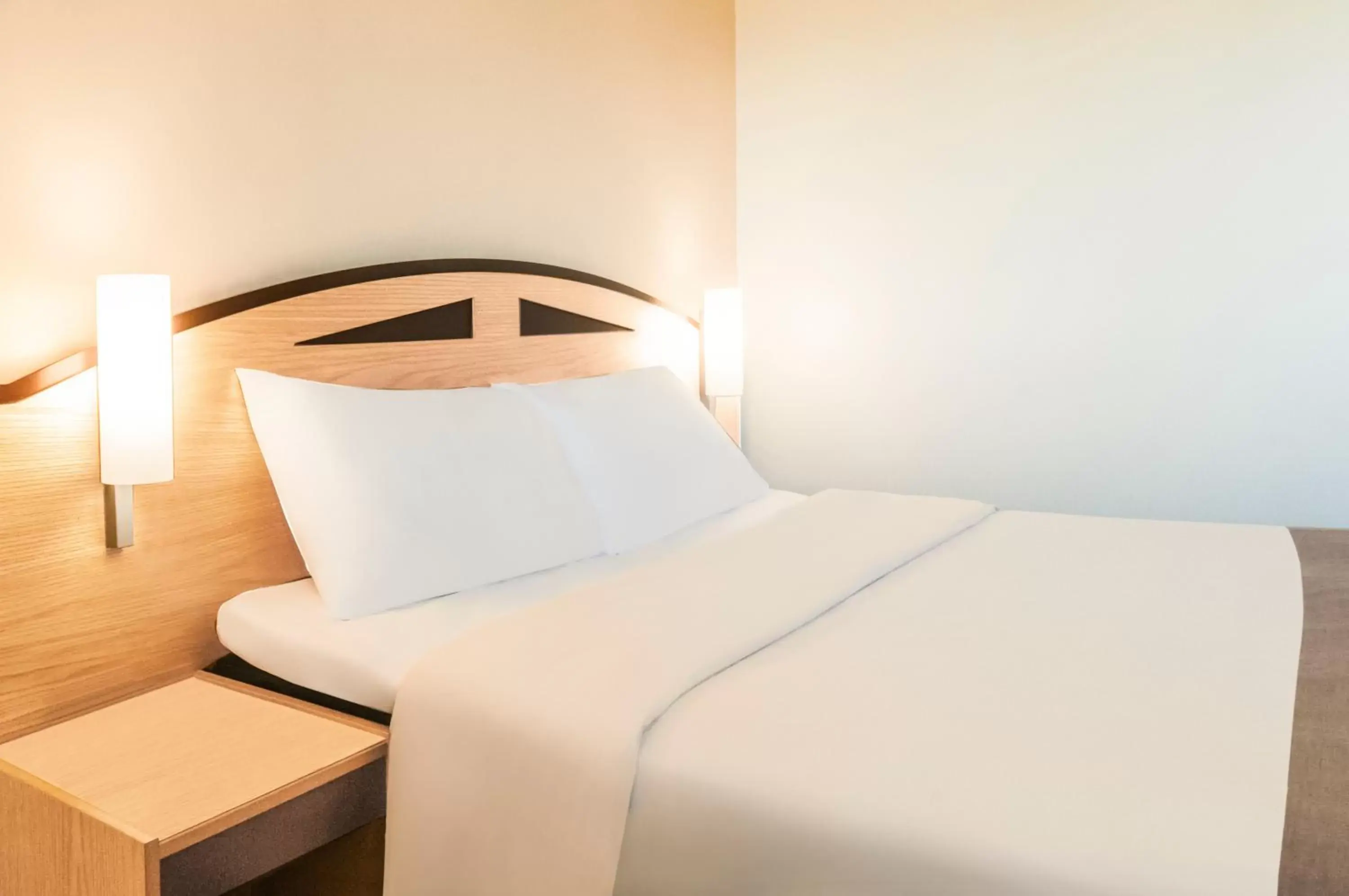 Double Room in ibis Chesterfield North - Barlborough Double Room in ibis Chesterfield North - Barlborough