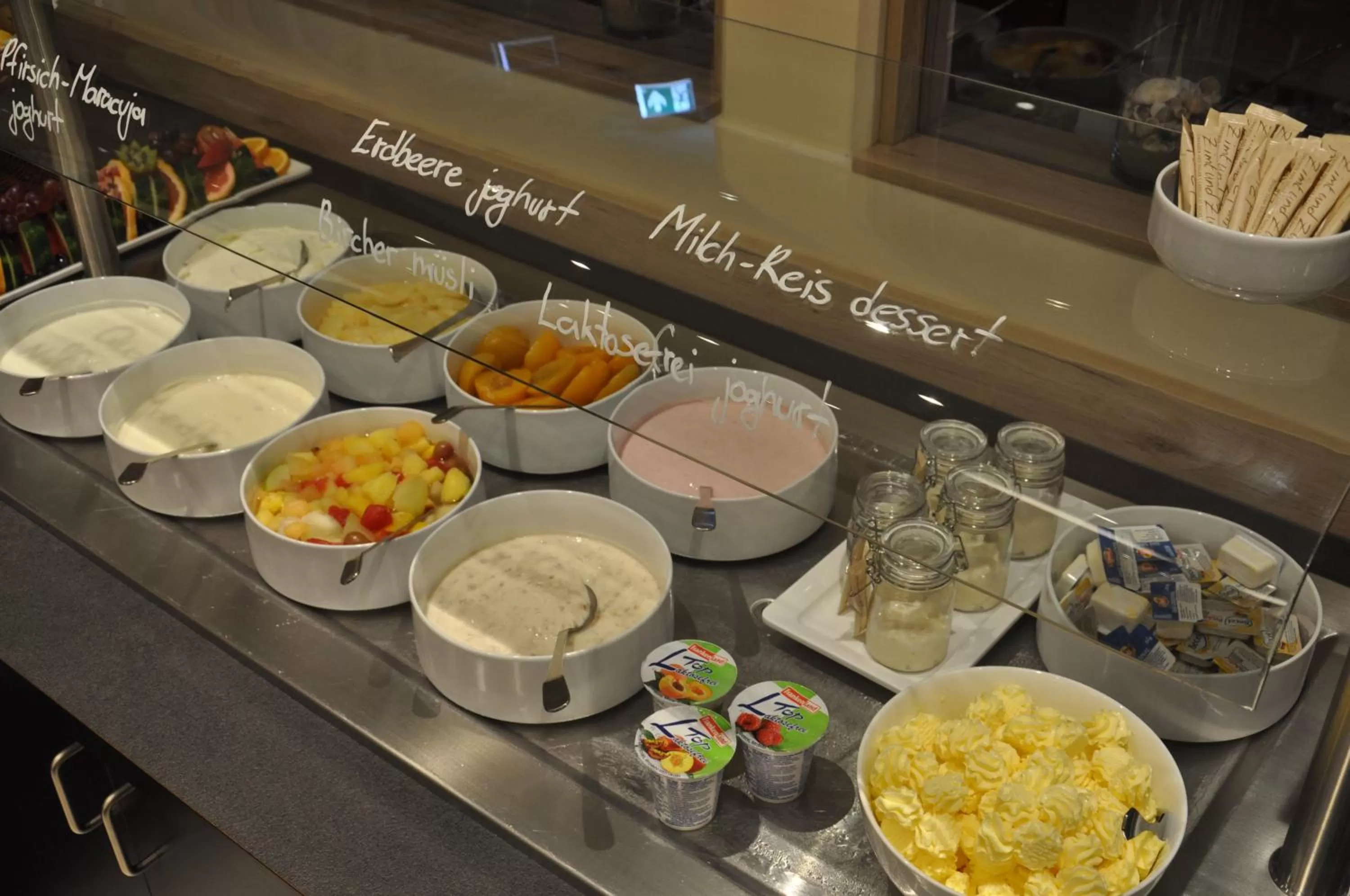 Buffet breakfast in Avalon Hotel Bellevue